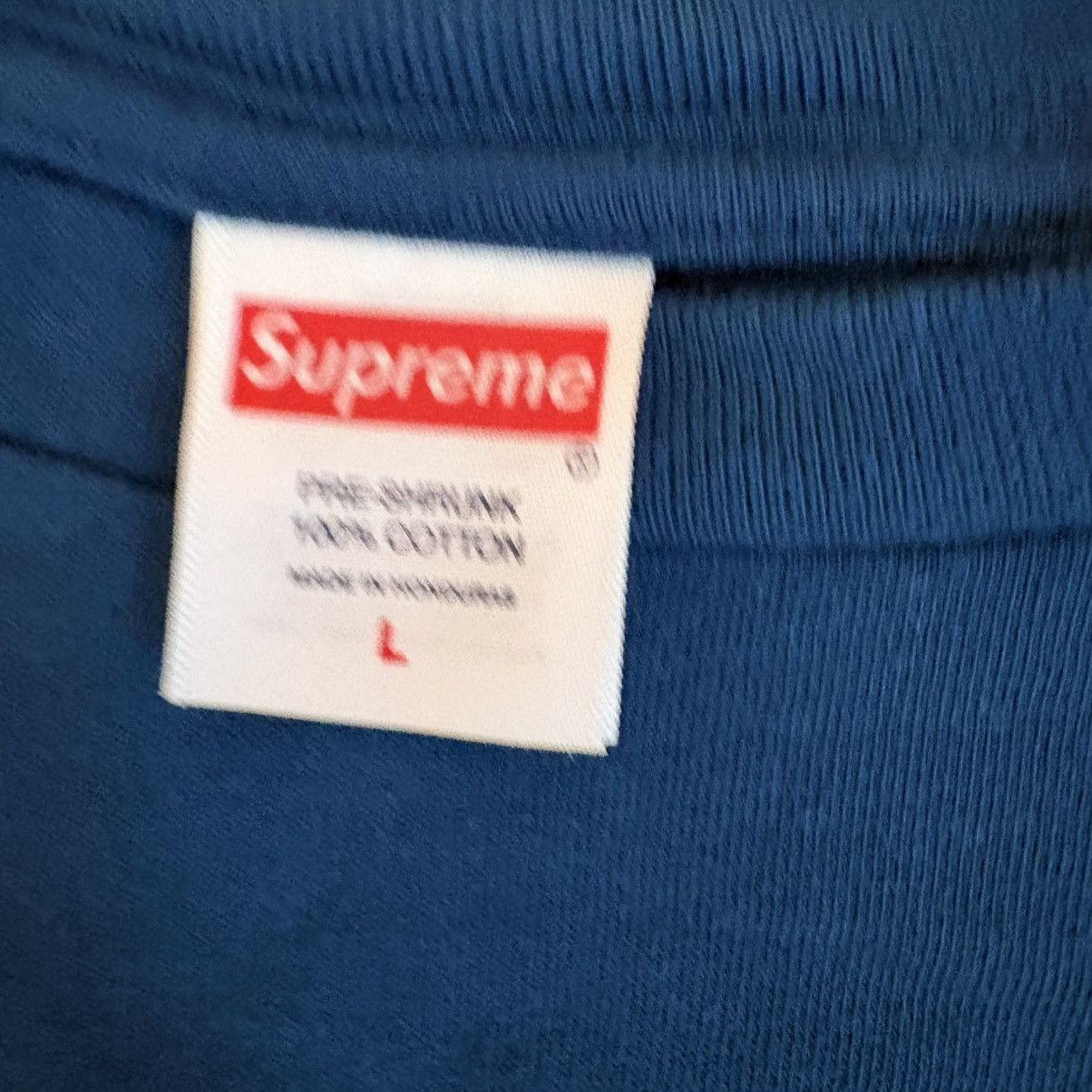Supreme SUPREME T-SHIRT F/W 24’ - *WORN ONCE* Size US M / EU 48-50 / 2 - 3 Thumbnail