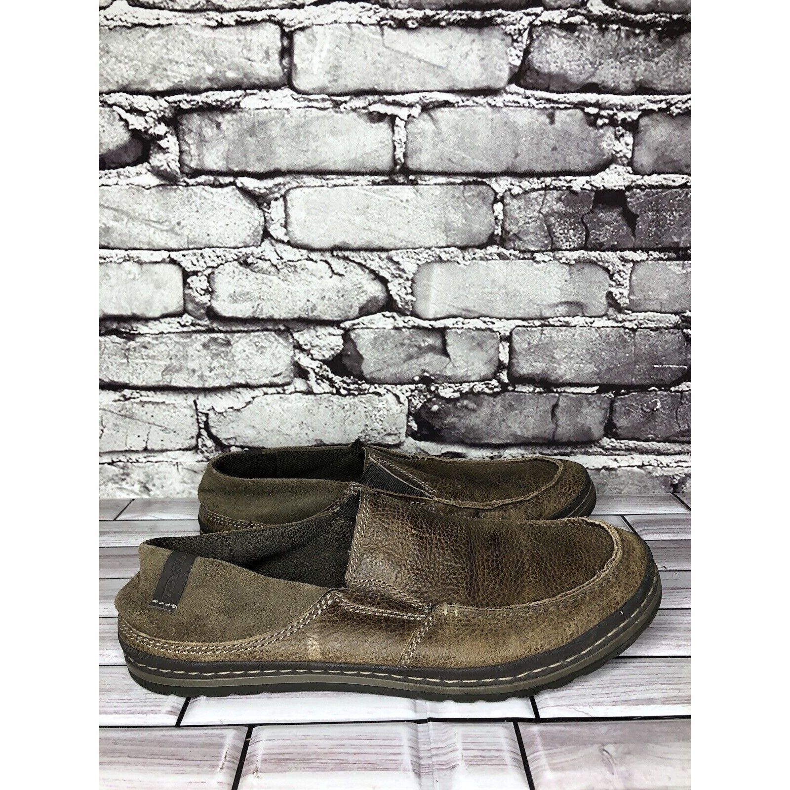Teva Teva Clifton Creek Brown Leather Moc Toe Slip On Loafers Men Size US 8 / EU 41 - 12 Thumbnail