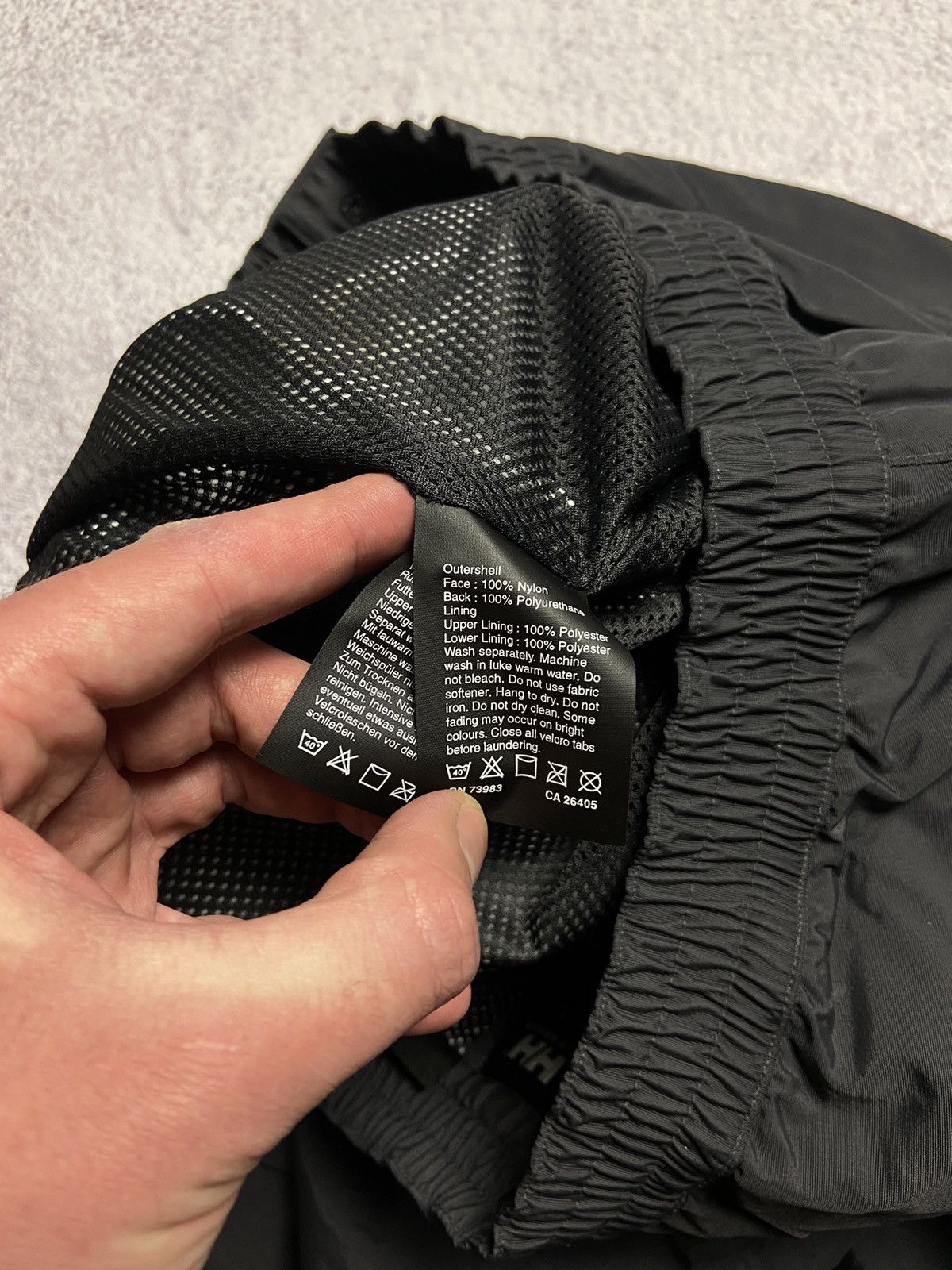 Helly Hansen Helly Hansen Membrane Ski Pants Outdoor Nylon Gorpcore Style Size US 36 / EU 52 - 16 Thumbnail