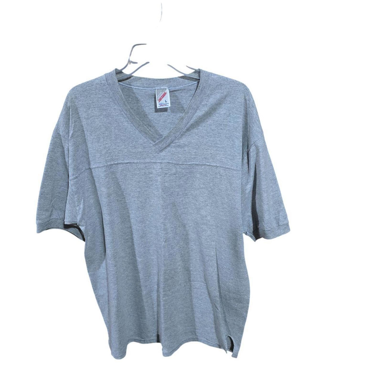 Jerzees Jerzees Gray T-Shirt V-Neck Cotton Pre-Shrunk Short Sleeve Size US L / EU 52-54 / 3 - 1 Thumbnail