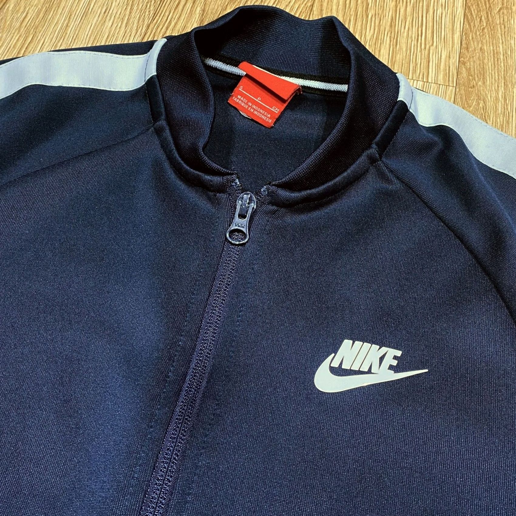 Nike Nike Track Jacket Small Mens Navy & White Full Zip Up Front Pockets 839148-451 Size US S / EU 44-46 / 1 - 3 Thumbnail