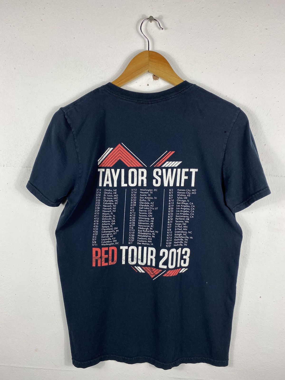 Band Tees Solo Singer Taylor Swift Red Tour 2013 Tee Size S / US 4 / IT 40 - 4 Thumbnail