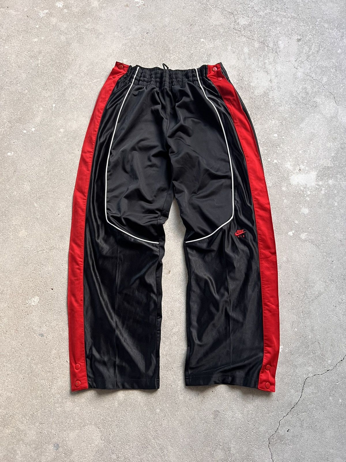 Nike Rare Vintage Nike Pants Black Size US 32 / EU 48 - 1 Thumbnail