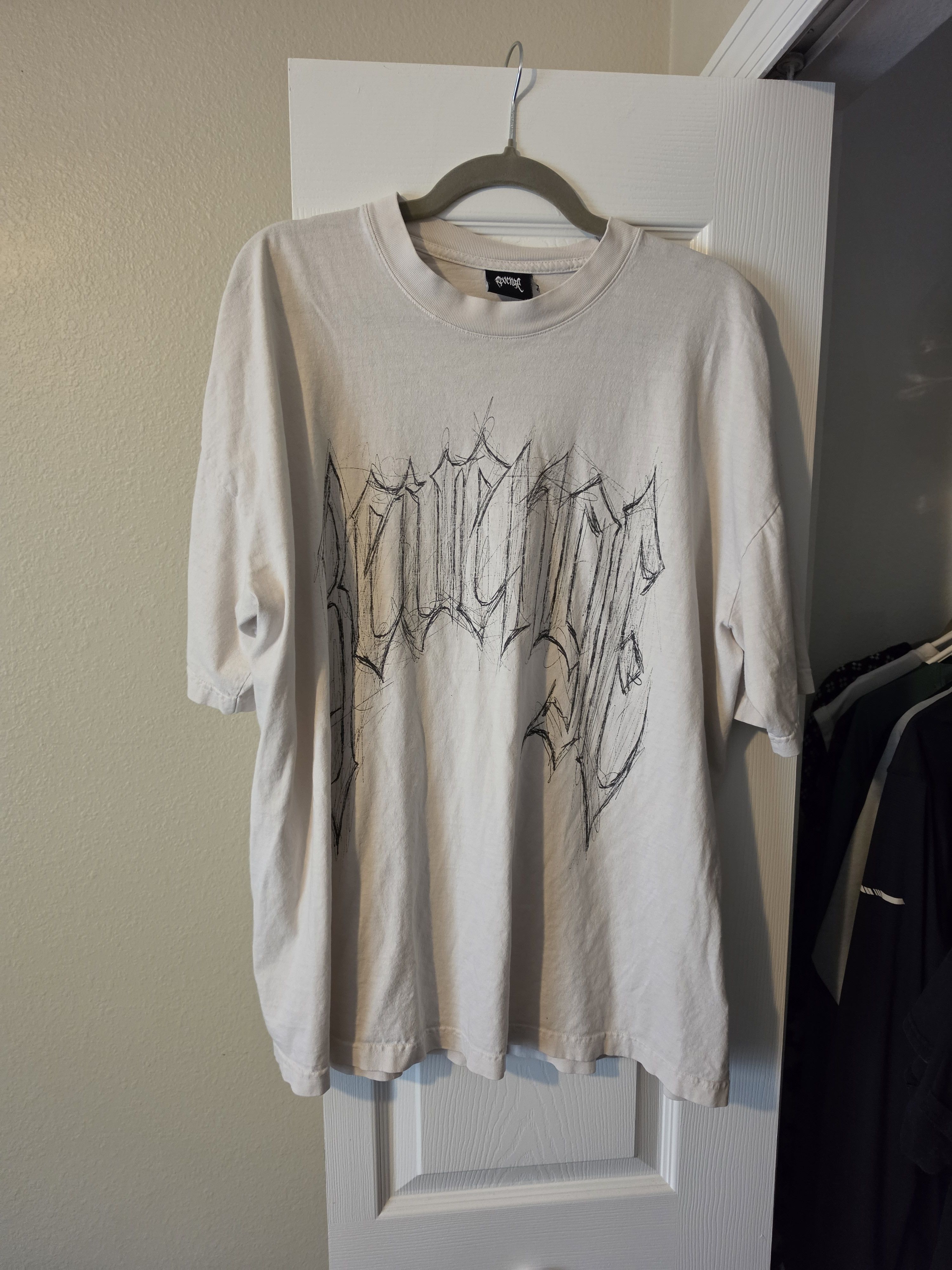 Revenge × Trippie Redd Revenge x Trippie Redd Tan Trippie Smoking Shirt Used Size US XL / EU 56 / 4 - 2 Thumbnail