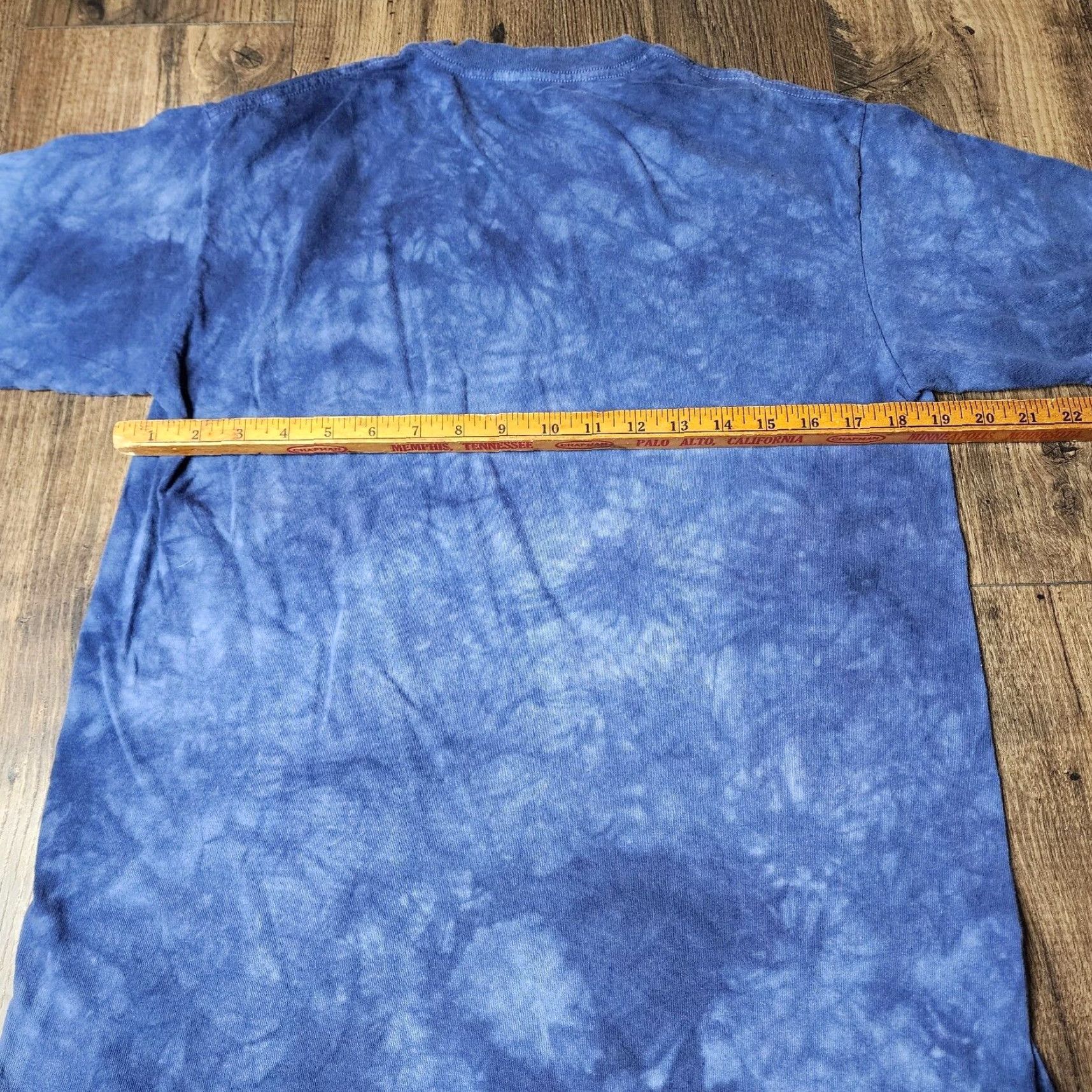The Mountain The Mountain Mens M T Shirt Crew Neck Short Sleeve Tie Dye Christmas Santa Cat Kitten Blue 2010-2019 Cotton Size US M / EU 48-50 / 2 - 3 Thumbnail