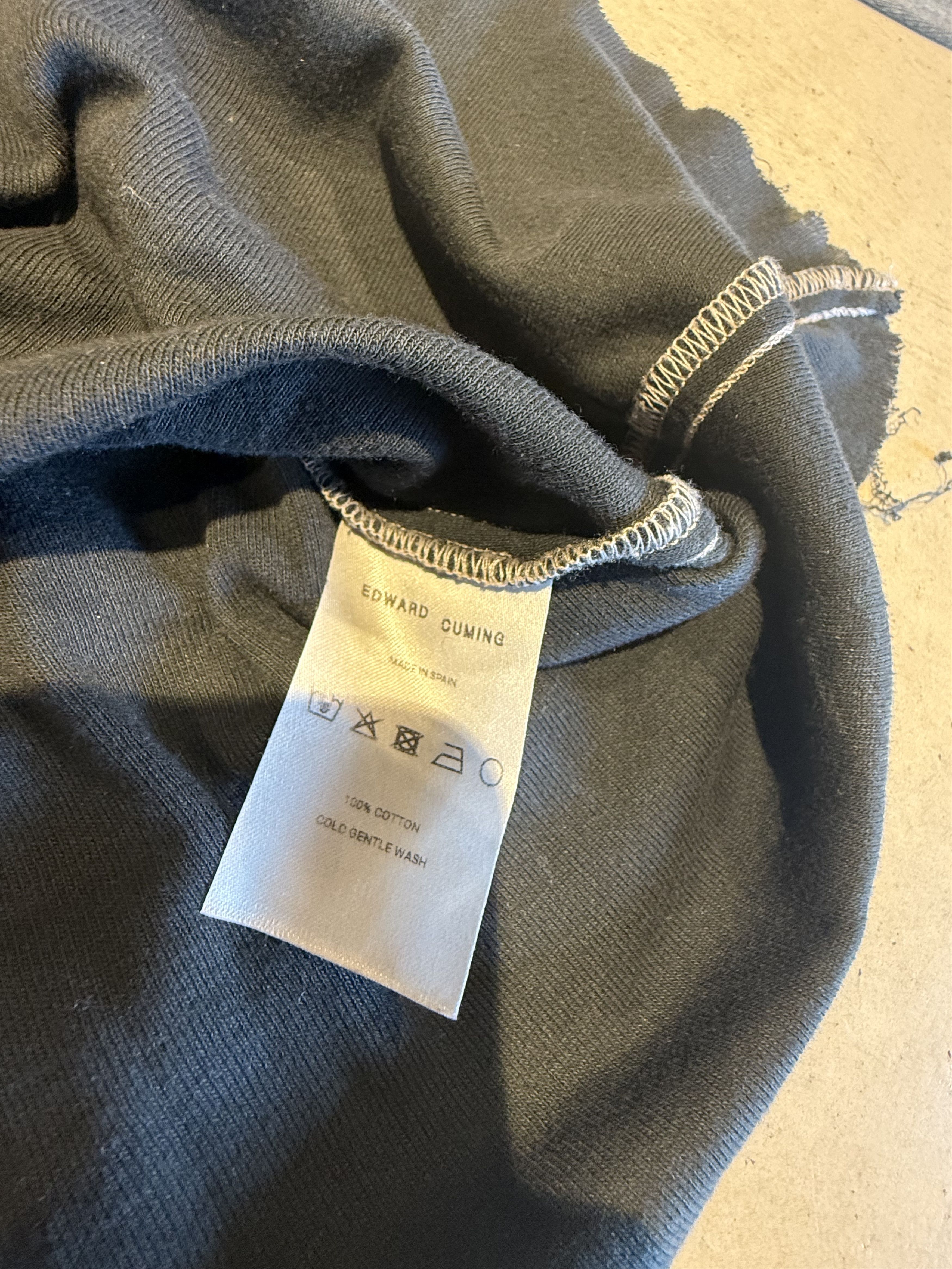 Edward Cuming Edward Cuming Black Raw Stack Henley Size US XL / EU 56 / 4 - 8 Thumbnail