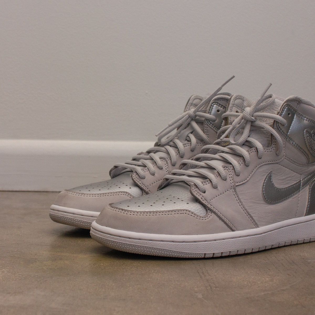 Jordan Brand × Nike Air Jordan 1 Retro High OG CO.JP 'Tokyo' - DC1788 029 Size US 10 / EU 43 - 6 Thumbnail