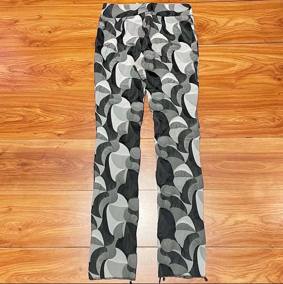 Issey Miyake 90s Issey Miyake Geometric Pattern Pleated Pants Size US 28 / EU 44 - 2 Thumbnail
