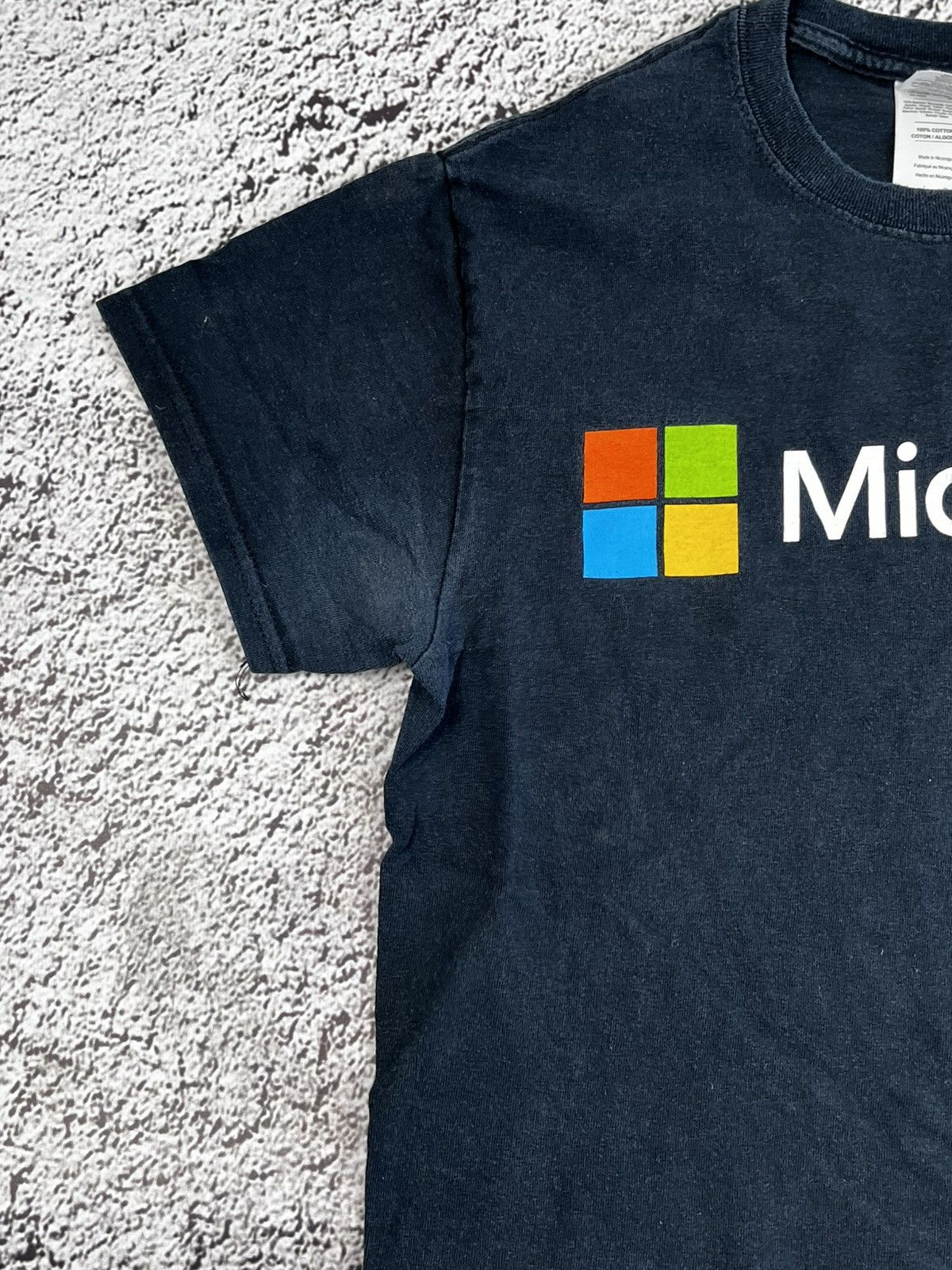 Vintage Vintage Y2K Microsoft faded logo tee streetwear size S Size US S / EU 44-46 / 1 - 2 Thumbnail