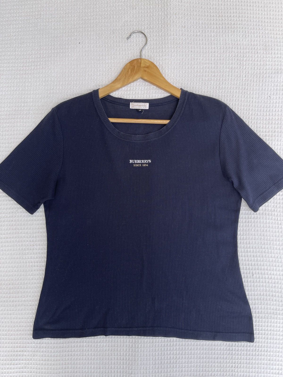 Burberry × Vintage Last Drop🔥Rare🔥Vintage BURBERRYS Centre Logo Boxy Tee Size M / US 6-8 / IT 42-44 - 9 Thumbnail