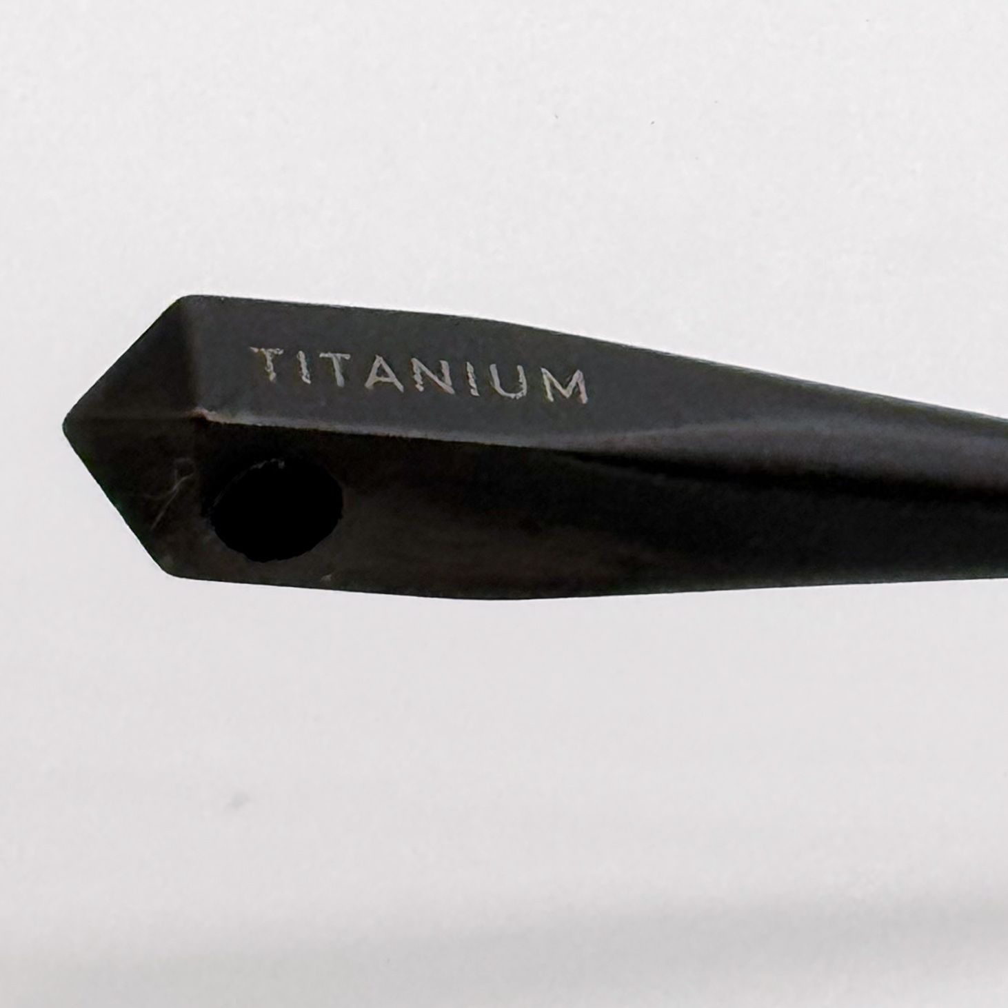 Valentino NEW VALENTINO EYEGLASSES V-STUD-II VLX-133B BLACK UNISEX AVI Size ONE SIZE - 9 Thumbnail