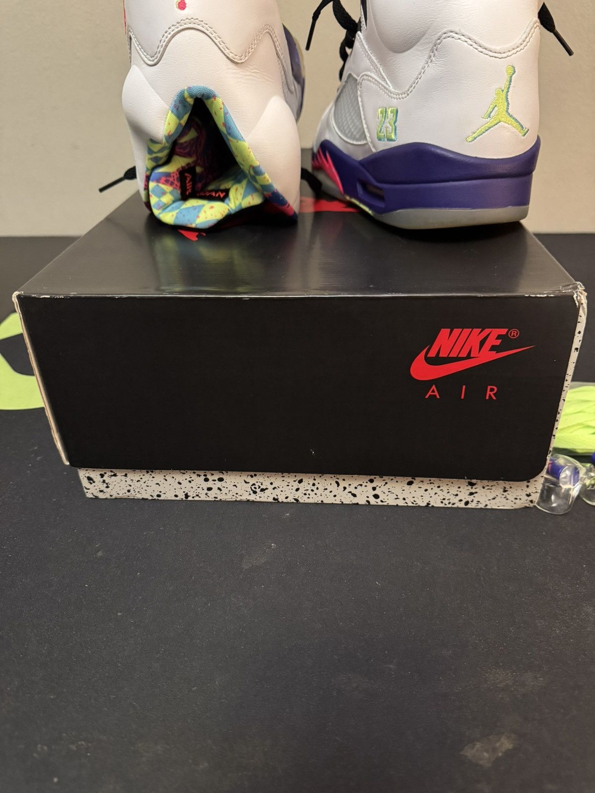 Jordan Brand Nike Air Jordan Retro 5 Alternate Belair White Black Size 9 Size US 9 / EU 42 - 14 Thumbnail