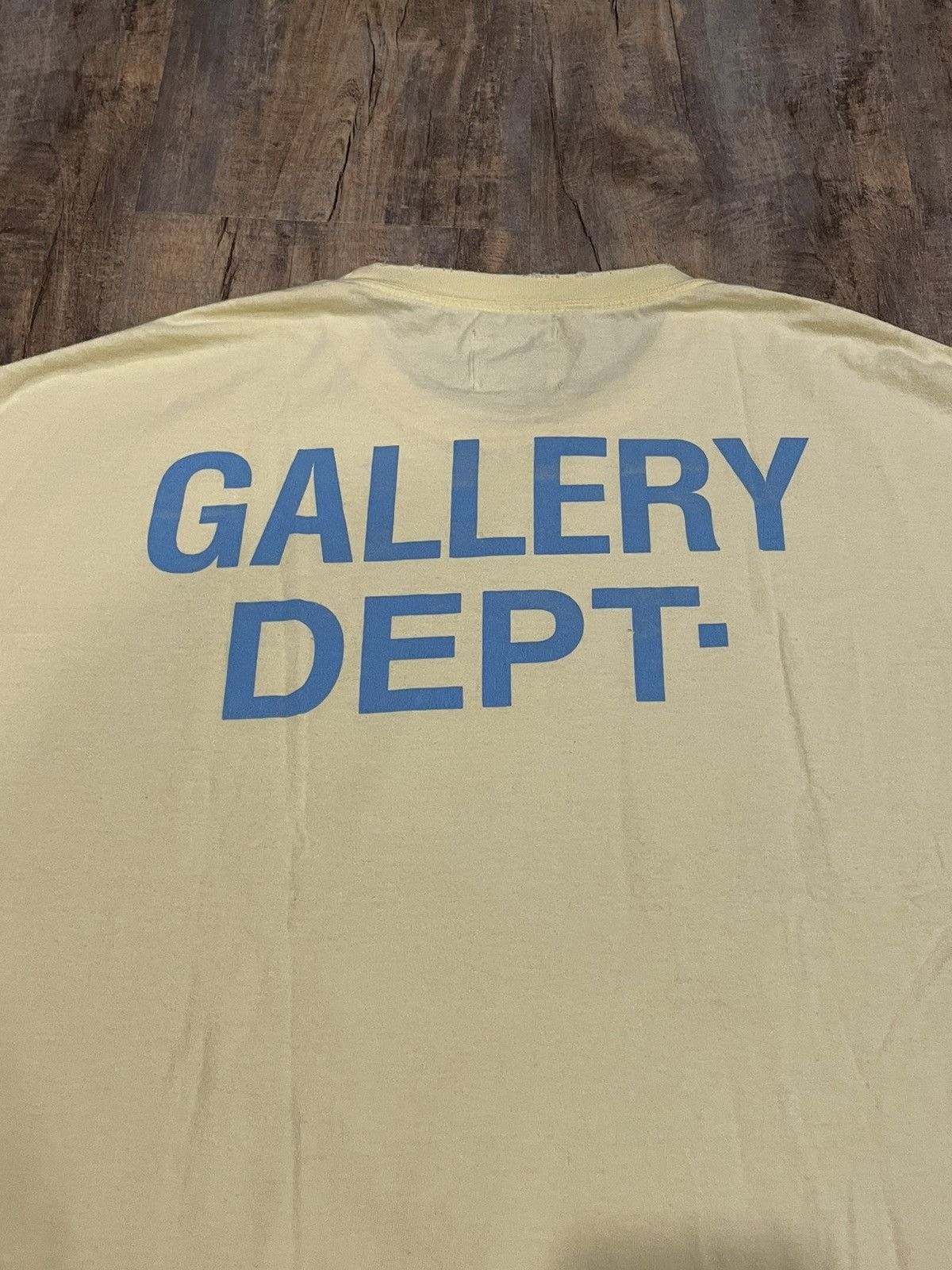 Gallery Dept. RARE Gallery Dept Palm Springs Souvenir Blue Logo Yellow Tee Size US XL / EU 56 / 4 - 4 Thumbnail