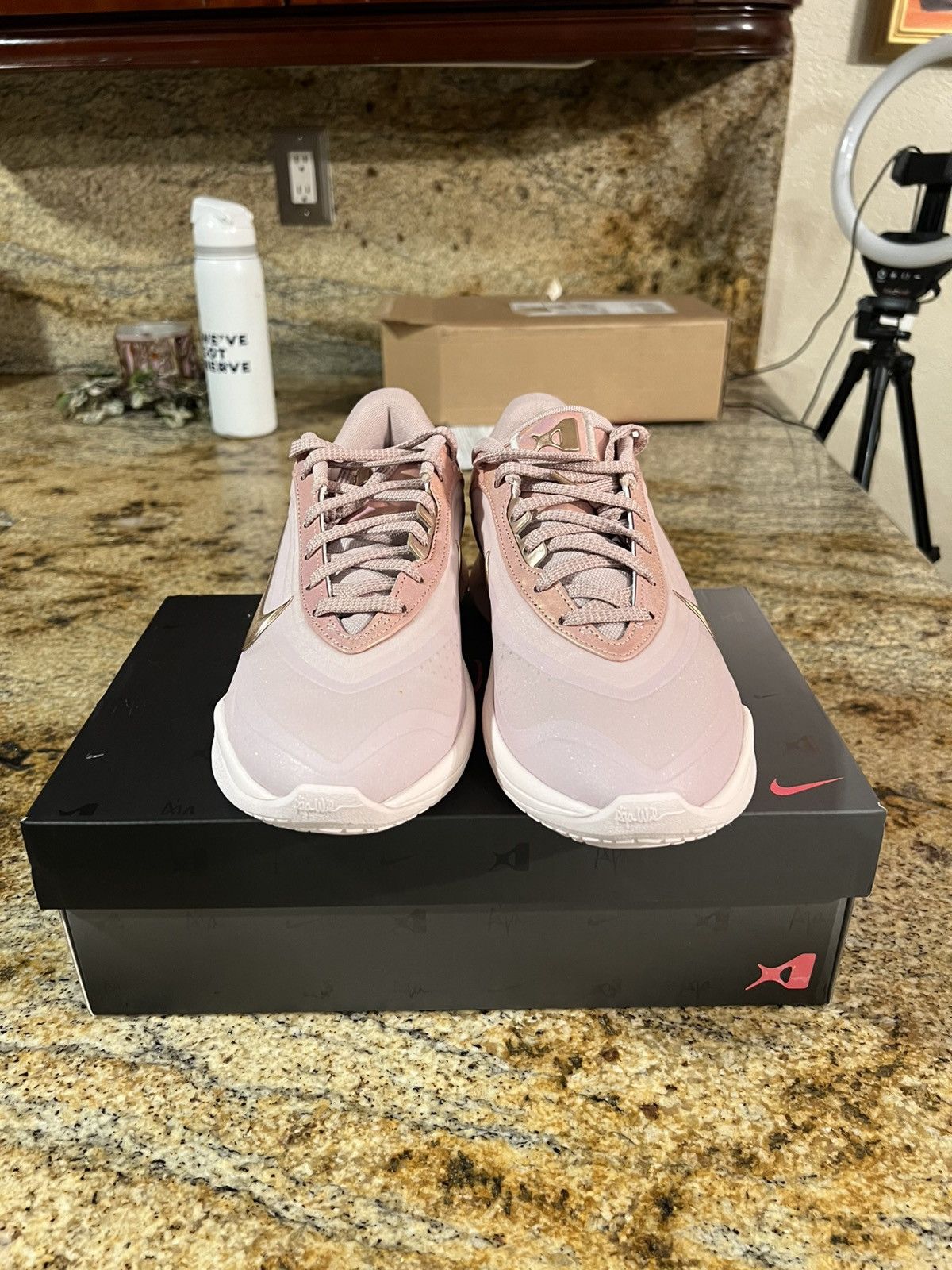 Nike Nike Women’s Pink Gold Sneakers New With Box Comfortable Size US 8.5 / IT 38.5 - 7 Thumbnail