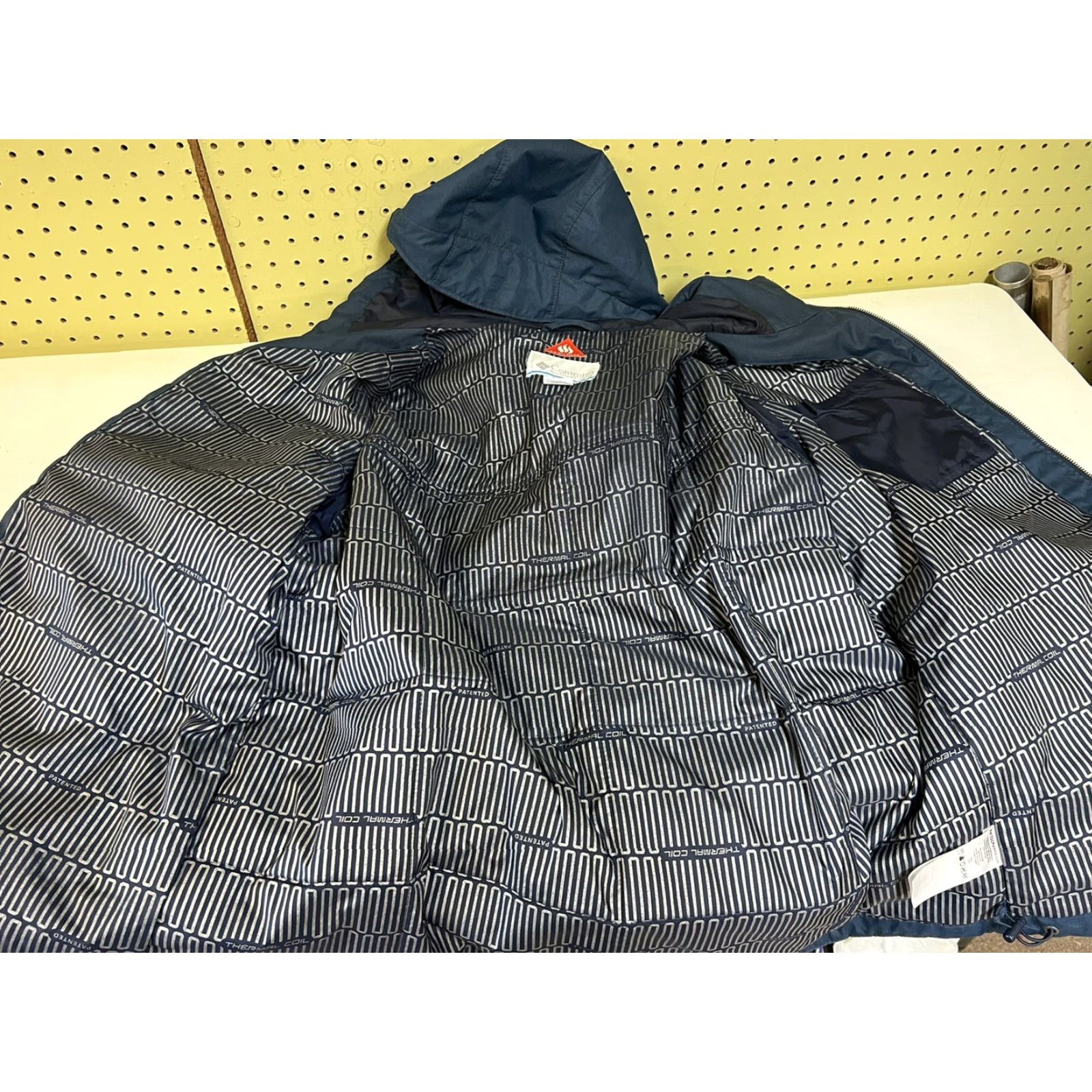 Vintage Columbia Jacket Tinline Trail Thermal Coil Insulated Hooded Blue XL Men’s Regular Size Full Zip Hooded Casual Outdoor Size US XL / EU 56 / 4 - 4 Thumbnail