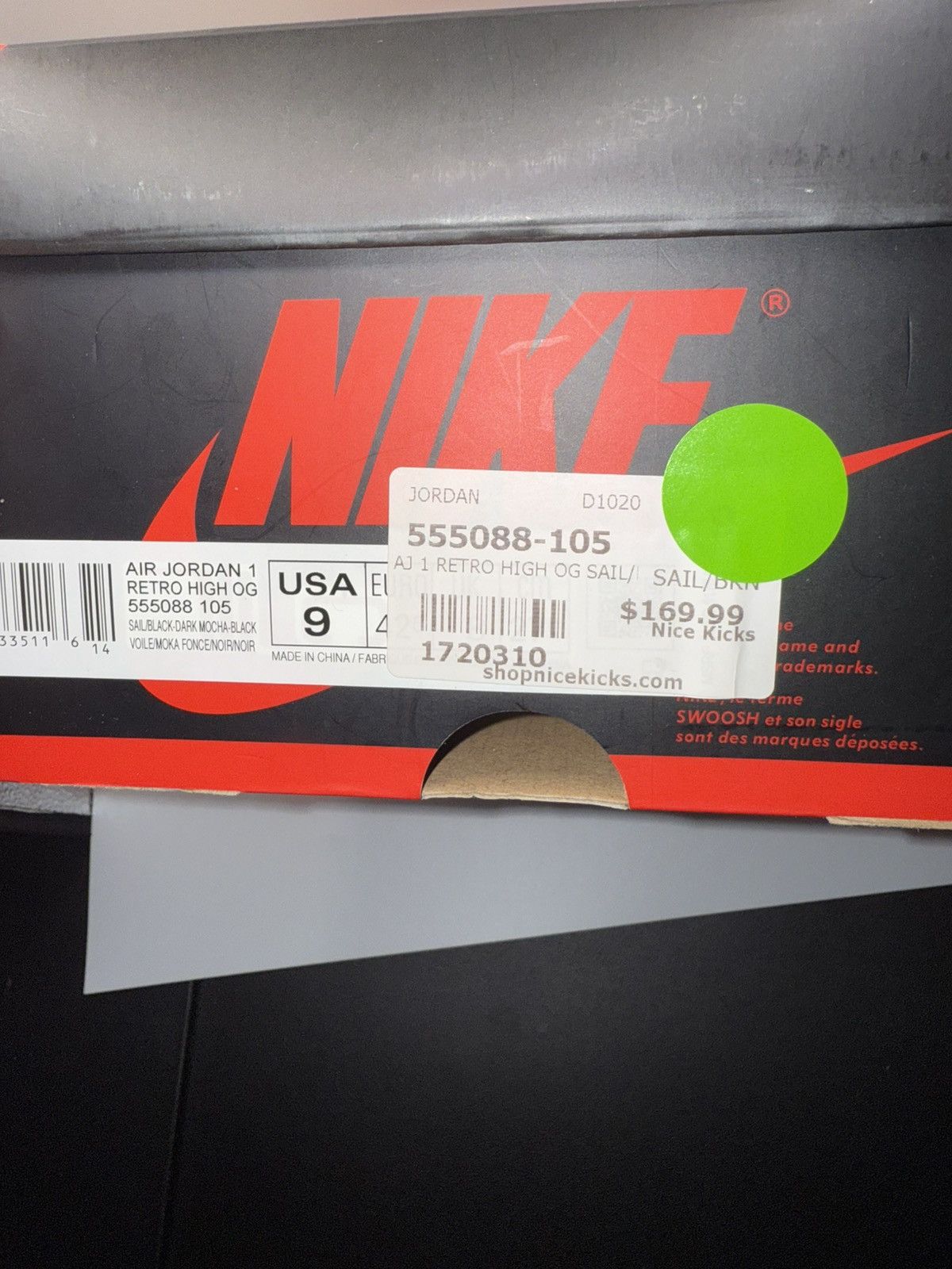 Jordan Brand Jordan 1 Retro High Dark Mocha Size US 9 / EU 42 - 11 Thumbnail