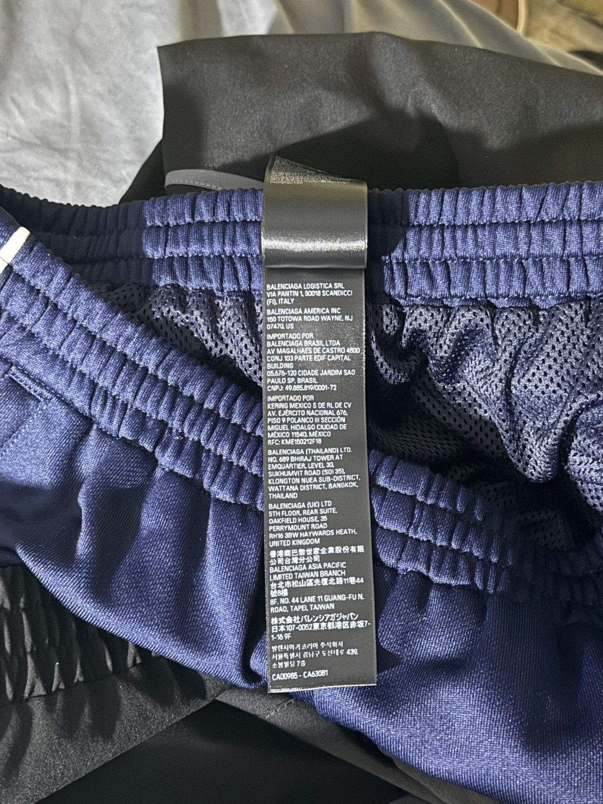 Balenciaga Balenciaga Double waisted track pants size M Size US 32 / EU 48 - 14 Thumbnail