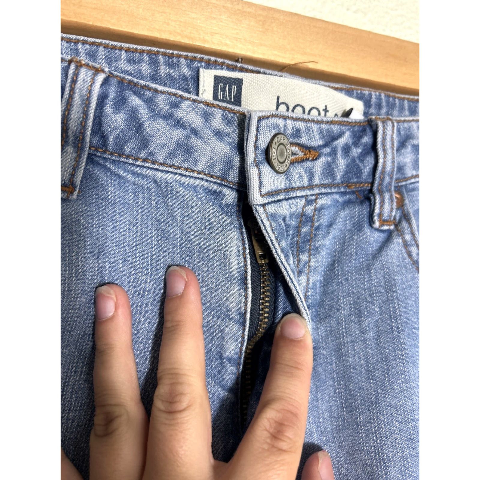 Gap Gap Jeans Womens 8 Light Wash Cropped Bootcut Stretch 30x23 Blue Size 24" / US 00 / IT 34 - 6 Thumbnail
