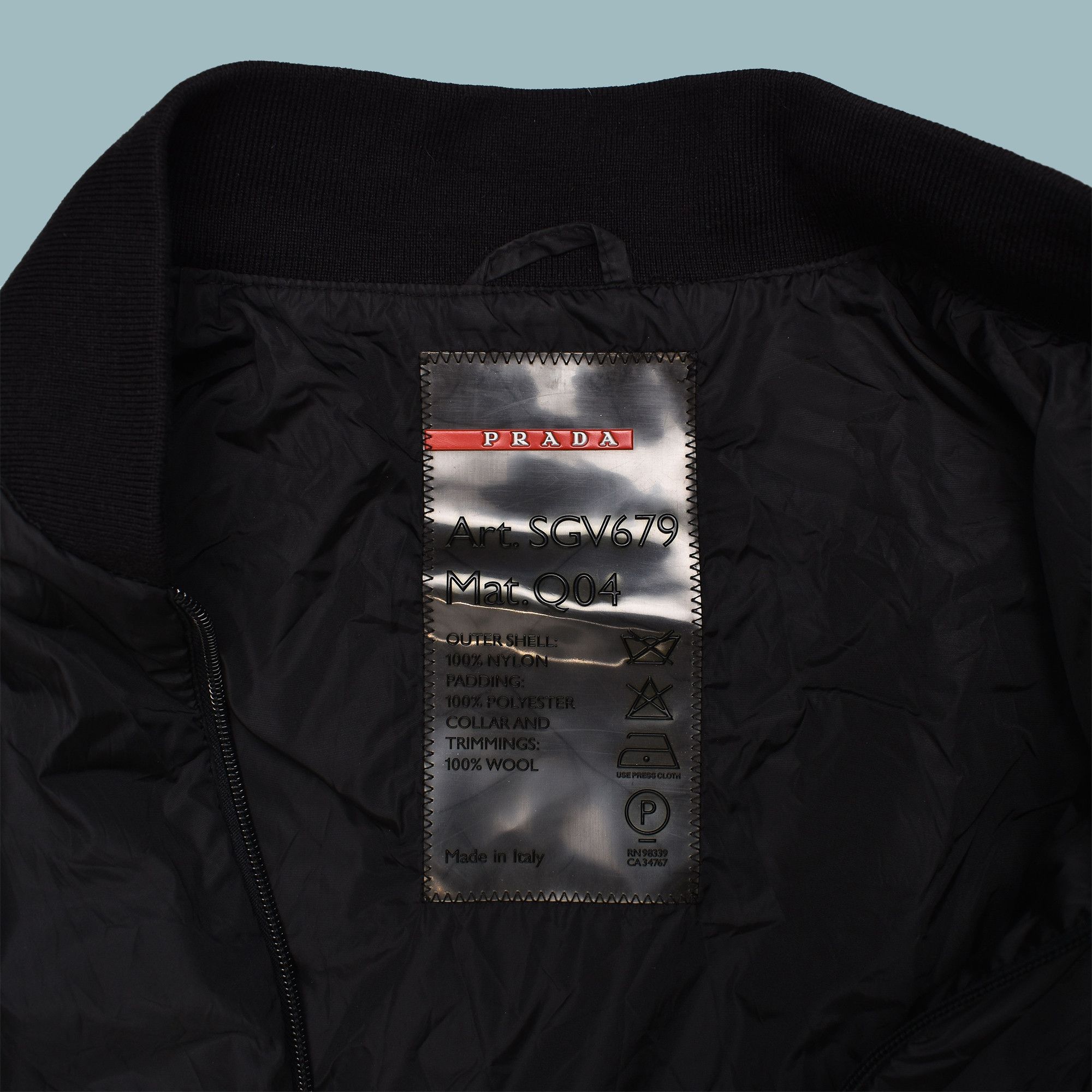 Prada PRADA NYLON BOMBER JACKET BLACK MENS MADE IN ITALY Size US L / EU 52-54 / 3 - 3 Thumbnail