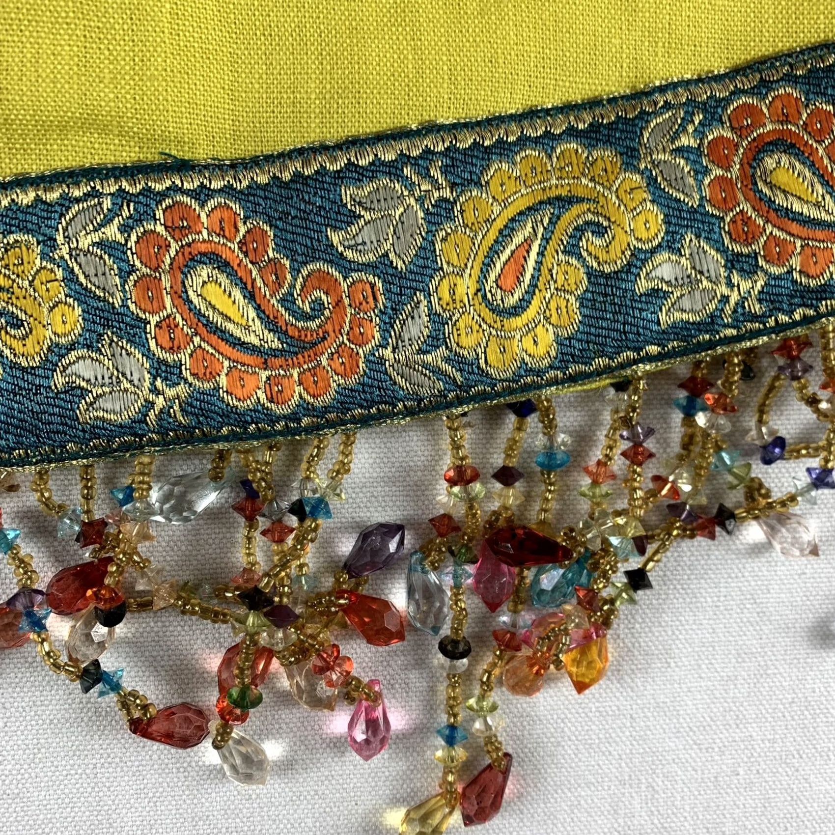 Vintage Lew Magram Blouse Womens Medium Yellow Linen Paisley Beaded Embroidered Tapestry Classic All Seasons V-Neck Long Sleeve Cap Sleeve Buckle Size M / US 6-8 / IT 42-44 - 4 Thumbnail