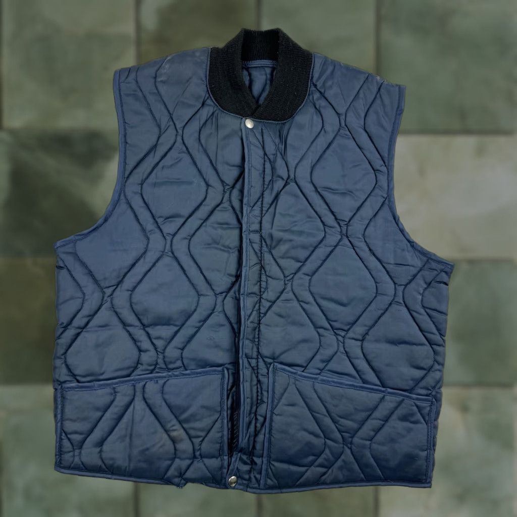 Vintage VINTAGE Duxbak Puffer Vest Adult Medium Blue 70s Outdoor Casual Mens Size US M / EU 48-50 / 2 - 1 Thumbnail