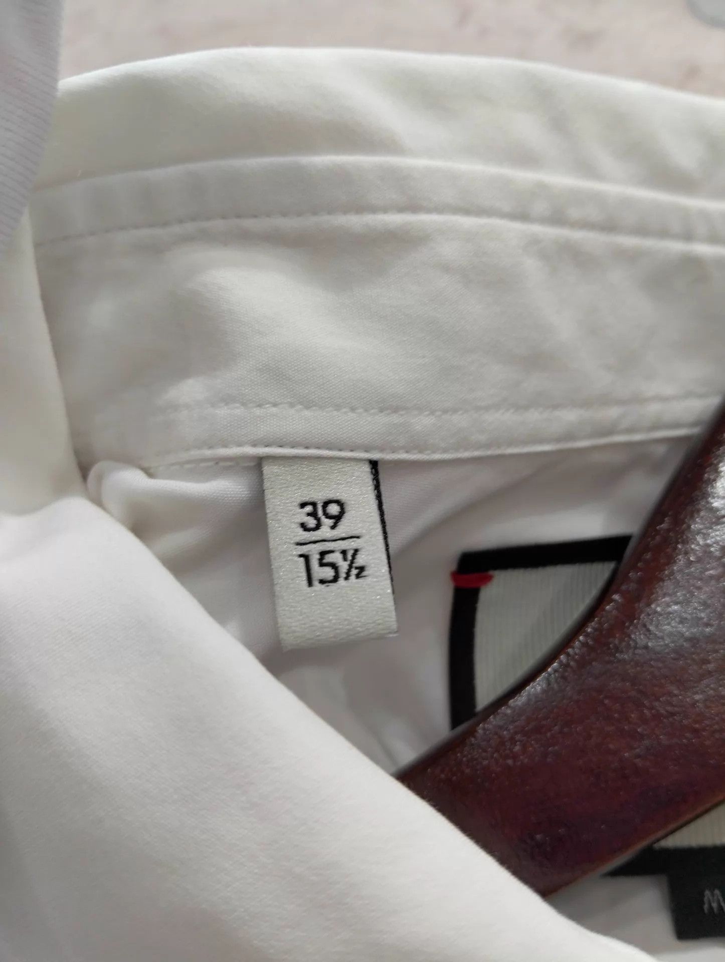 Gucci GUCCI White Short Sleeve Shirt 39 M Size US M / EU 48-50 / 2 - 7 Thumbnail