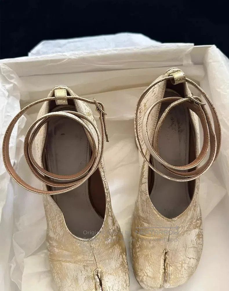 Maison Margiela Maison Margiela Tabi Heels Rare Gold Foil. Size US 7 / IT 37 - 8 Thumbnail