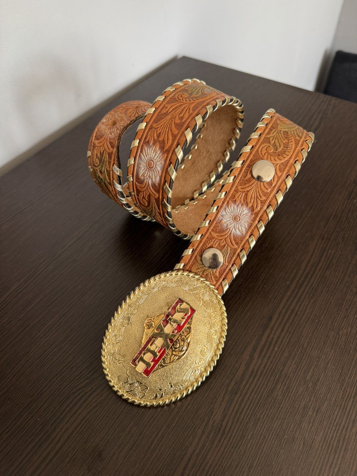 Vintage Rain Tree 1978 buckle + Riffle brown leather belt Size ONE SIZE - 1 Thumbnail