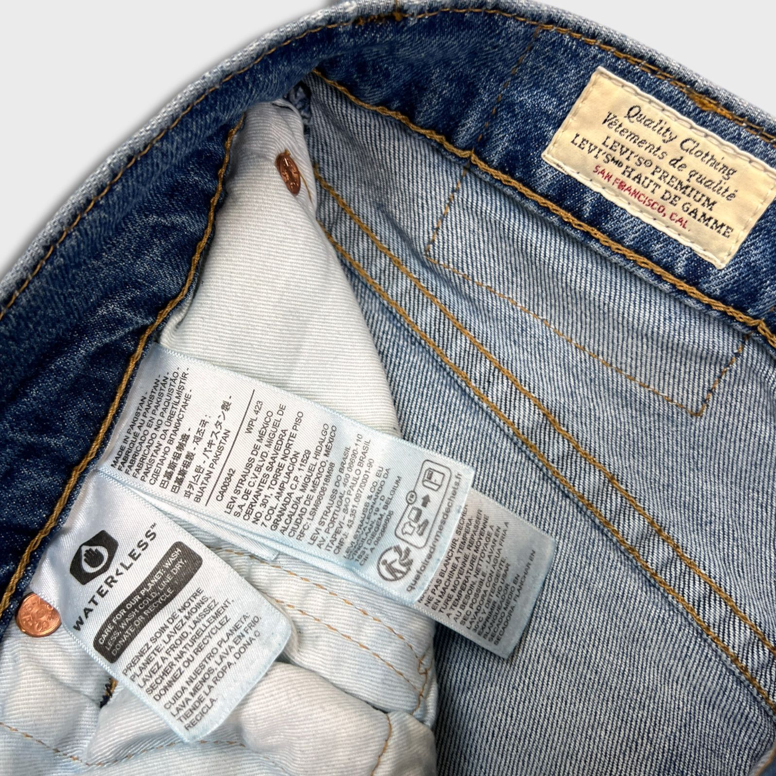 Levi's × Vintage Levi's 502 Jeans 31x30 Regular Taper Fit Premium Denim Pants Size US 31 - 9 Thumbnail