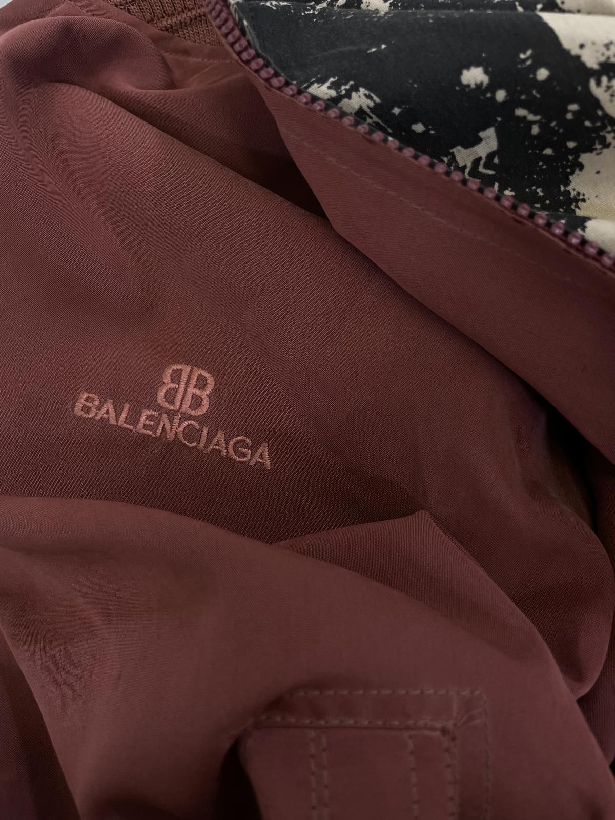 Balenciaga Balenciaga 1993 "Warn-Torn" Camo face print bomber Size US S / EU 44-46 / 1 - 6 Thumbnail