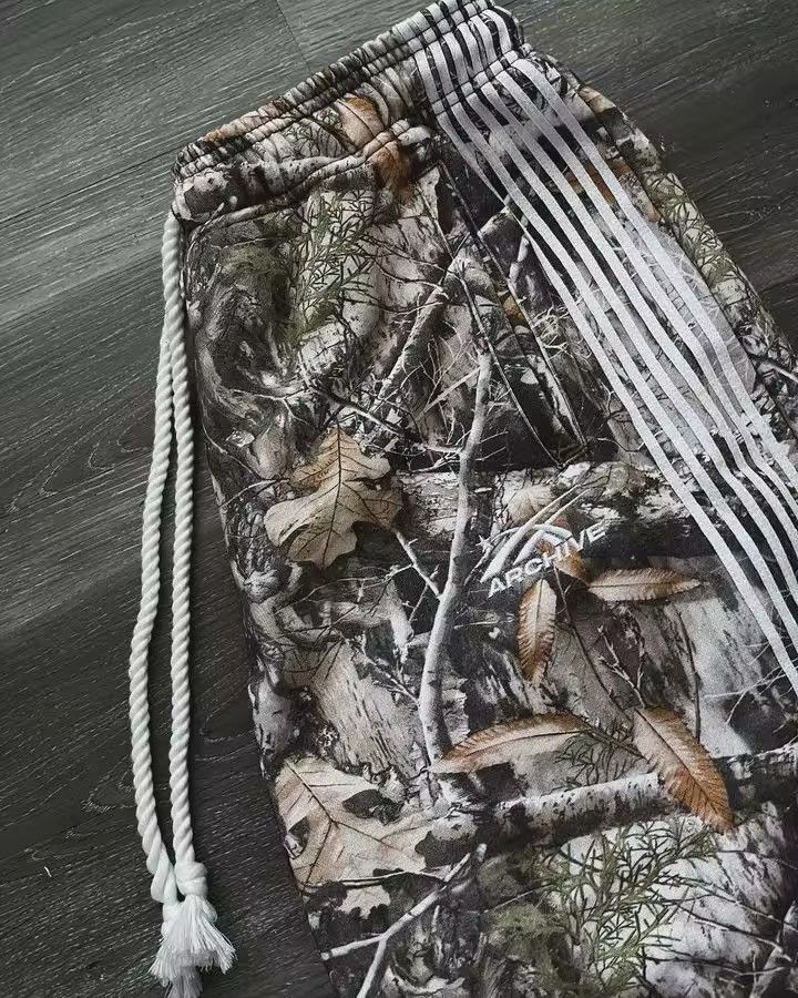 Japanese Brand × Vintage Y2K Camouflage Elastic Waist Embroidered Striped Sweatpant Size US 36 / EU 52 - 4 Thumbnail