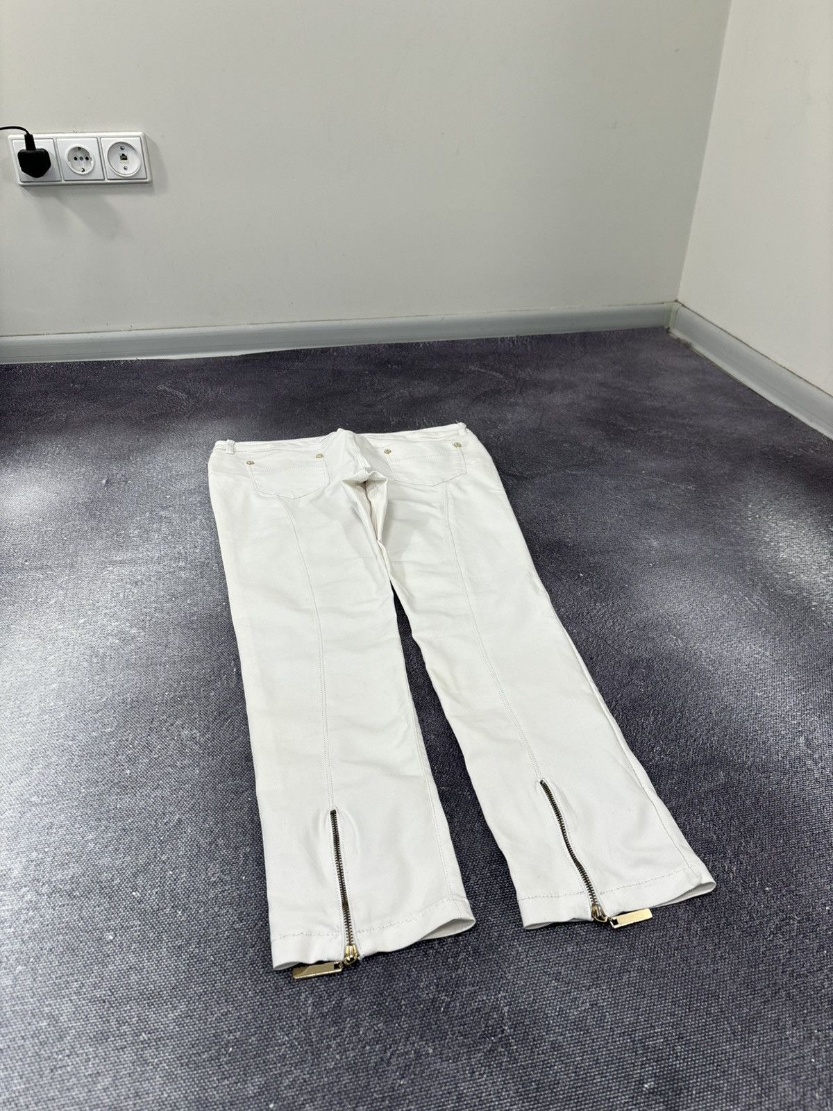 Roberto Cavalli Roberto Cavalli Women’s Bottoms Zip White Luxury Pants Size 32" / US 10 / IT 46 - 13 Thumbnail