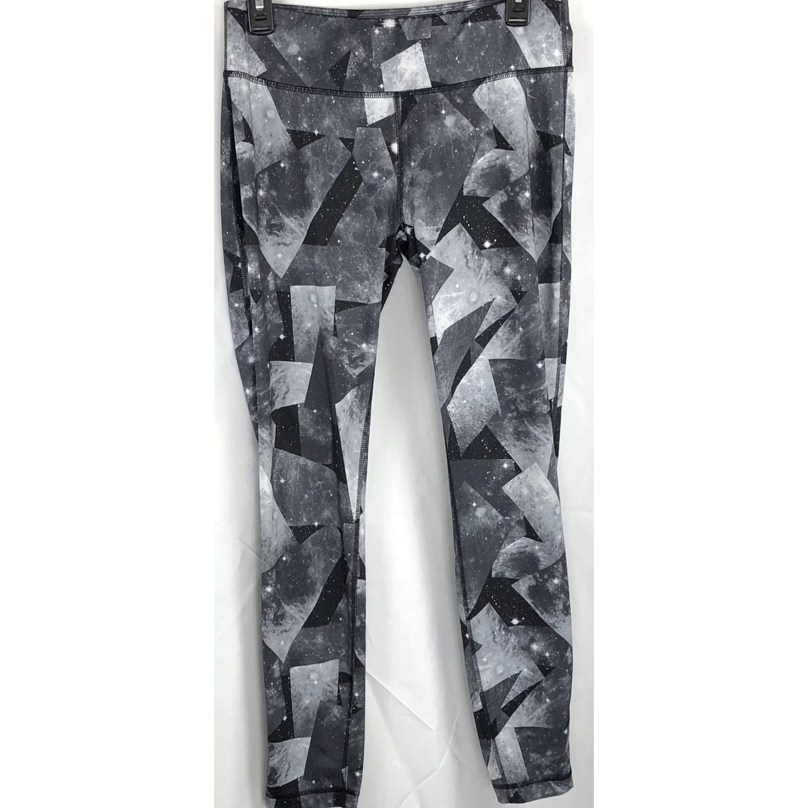 Vintage Danskin Yoga Pants leggings 8–10 Gray Geo active MidRise Drawstring 28"W 27"IN Size 28" / US 6 / IT 42 - 4 Thumbnail