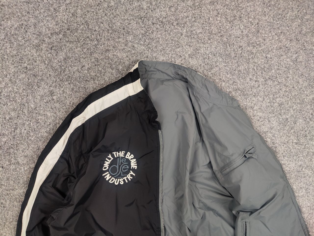 Diesel Vintage Y2K Diesel industry Logo Reversible Bomber Jacket Size US L / EU 52-54 / 3 - 4 Thumbnail