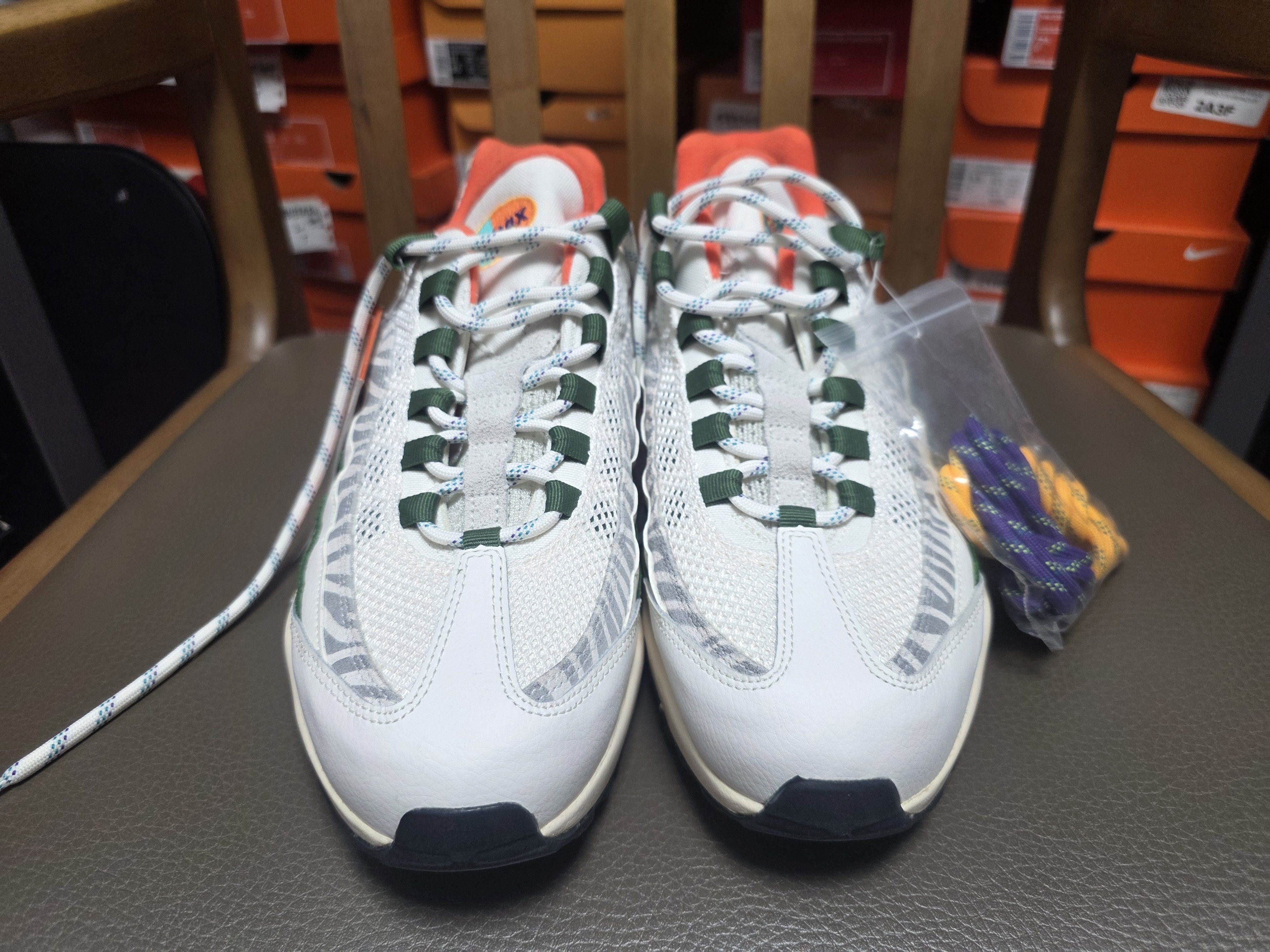 Nike Nike Air Max 95 Era Safari CZ97231 100 Size US 10 / EU 43 - 3 Thumbnail