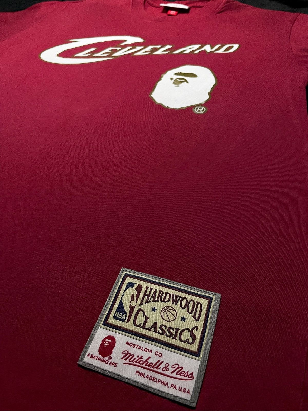 Bape × Mitchell & Ness BAPE x Mitchell and Ness Cavs T-Shirt Size US M / EU 48-50 / 2 - 3 Thumbnail