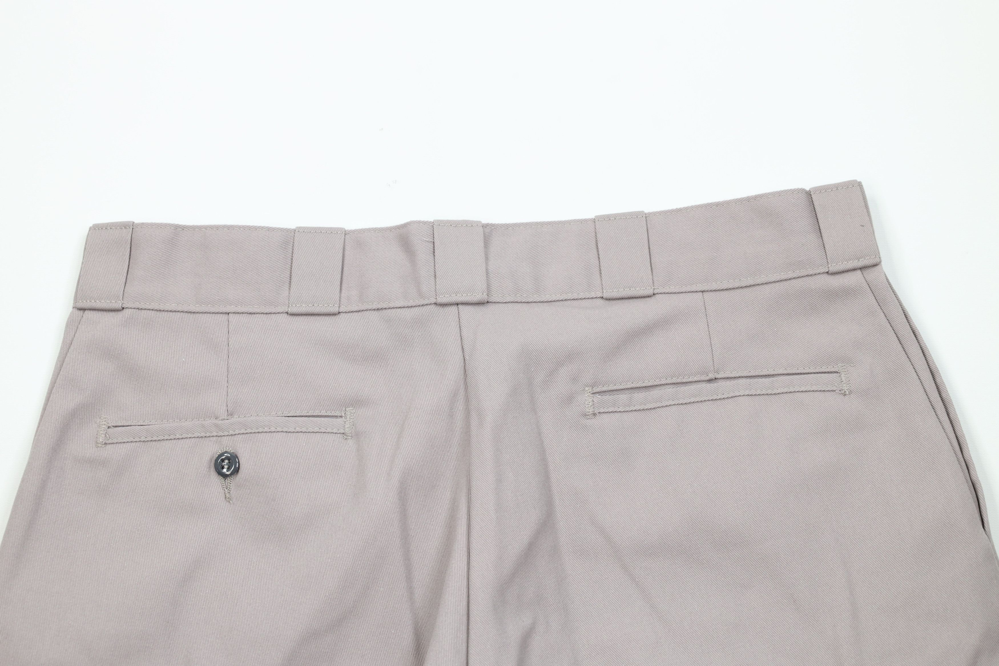 Dickies Vintage Dickies Cut Off Loose Fit Mechanic Workwear Shorts Size 25" / US 0 / IT 36 - 9 Thumbnail