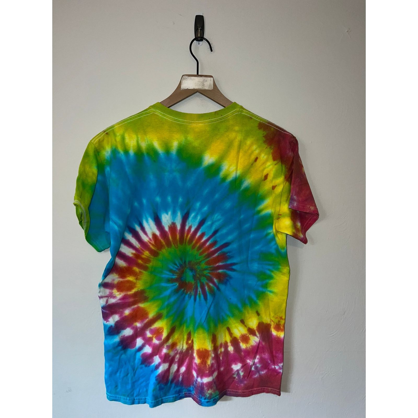 Gildan Vintage Gildan Rainbow Tie DYe Shirt Spiral Tee VTG M Medium Size US M / EU 48-50 / 2 - 6 Thumbnail