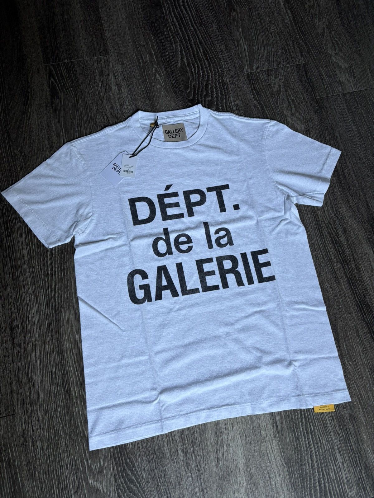 Gallery Dept. Gallery Dept. Dept de la Galerie Big Logo White Tee Shirt Size US S / EU 44-46 / 1 - 1 Thumbnail