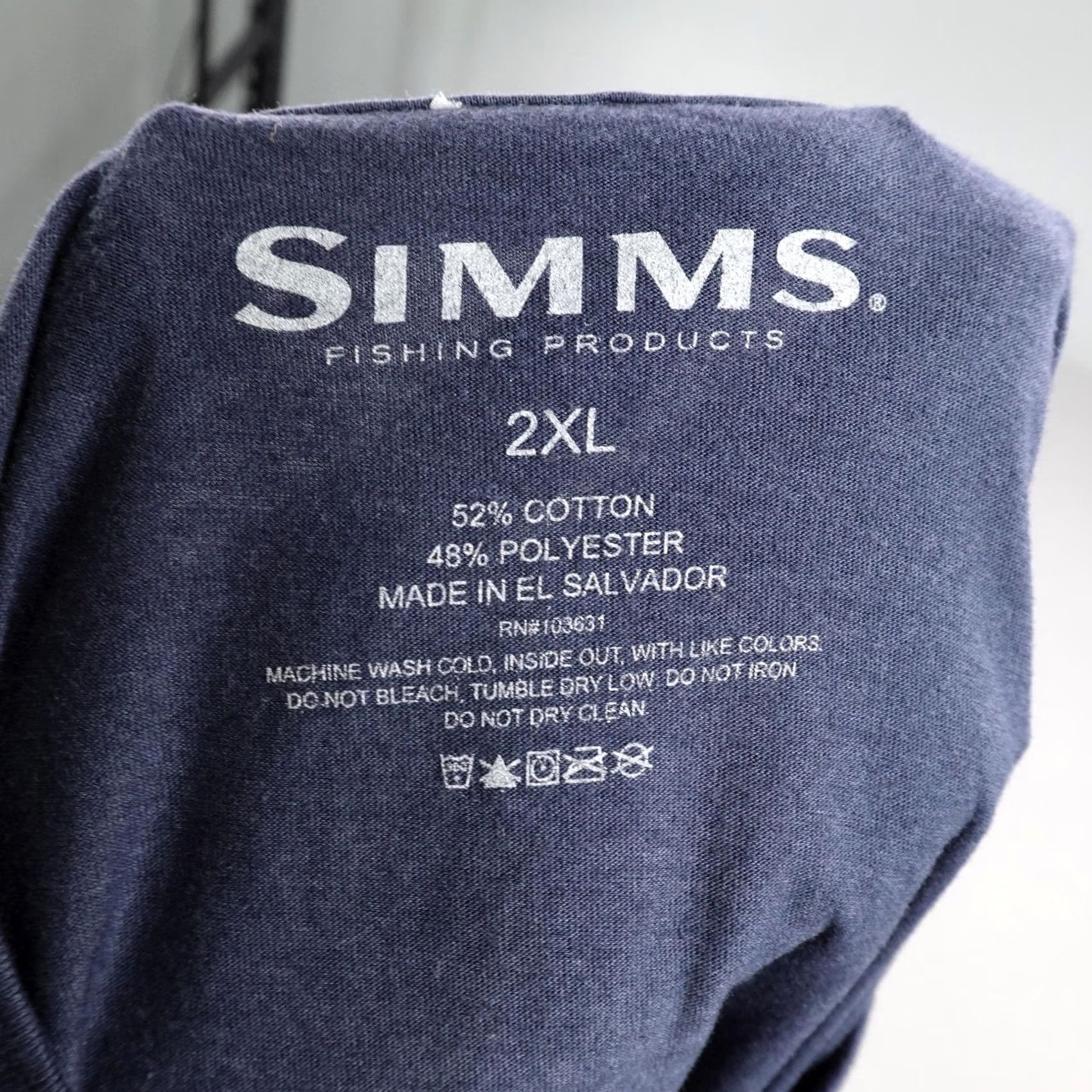 Vintage Simms Mens 2XL Blue Fish It Well Graphic Short Sleeve Fishing Crewneck Tee Shirt Size US XXL / EU 58 / 5 - 7 Thumbnail