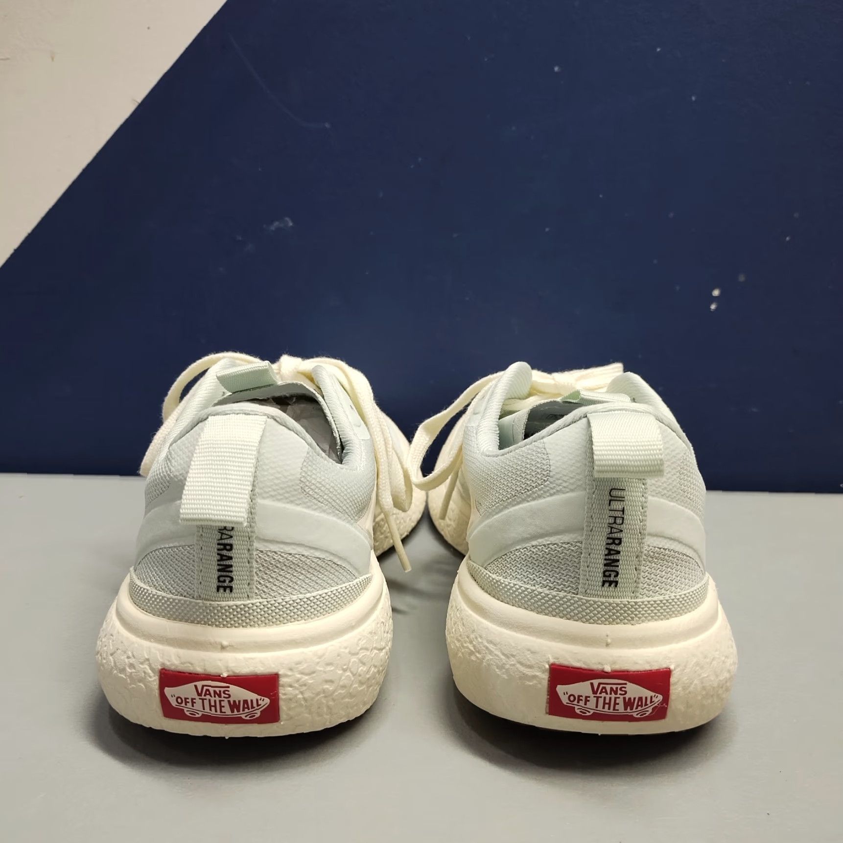 Vans Vans UltraRange Ultracush Sneakers Women Size 5 Blue White Athletic Lace Up 721356 NWOB 90s Theme Size US 5 / IT 35 - 4 Thumbnail