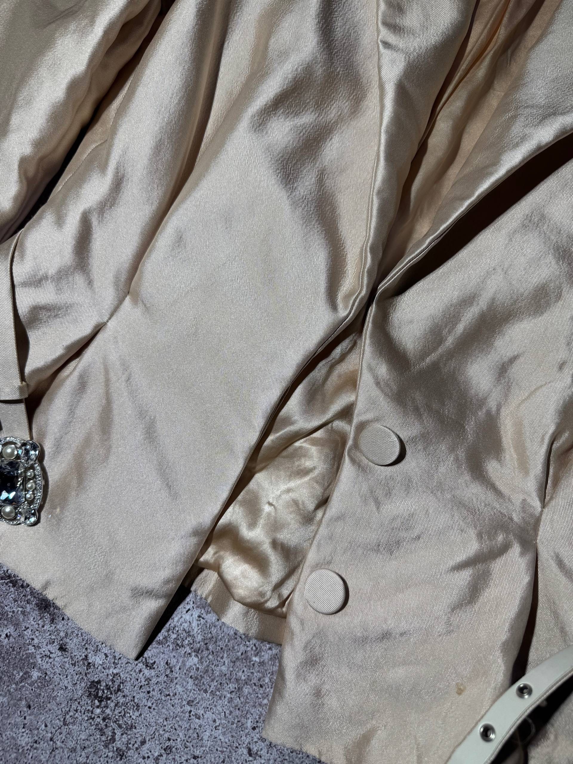 Dior Christian Dior Vintage Women’s Beige Blazer Made in Italy Size M / US 6-8 / IT 42-44 - 7 Thumbnail