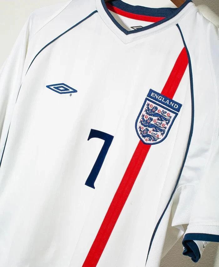 Other Beckham 7 England 2002 Vintage Retro Football Jersey Size US L / EU 52-54 / 3 - 4 Thumbnail
