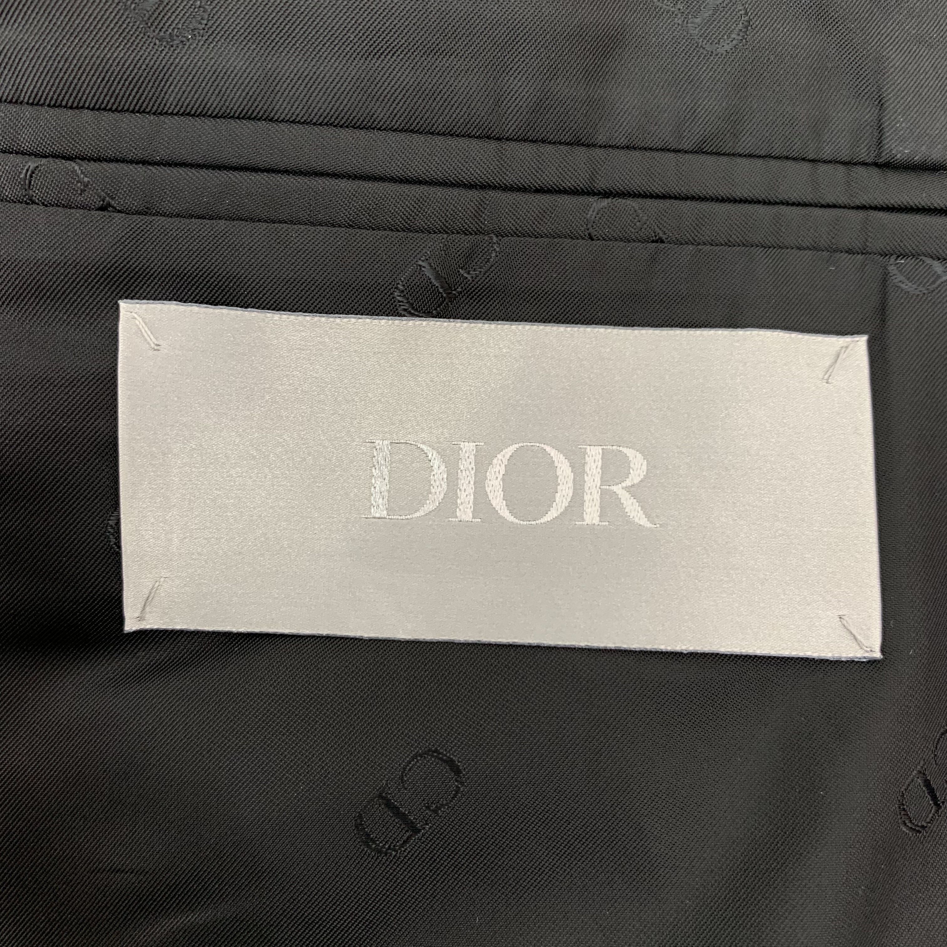 Dior Dior Grey Houndstooth Wool Double-Breasted Coat (Size 46) Size US S / EU 44-46 / 1 - 5 Thumbnail