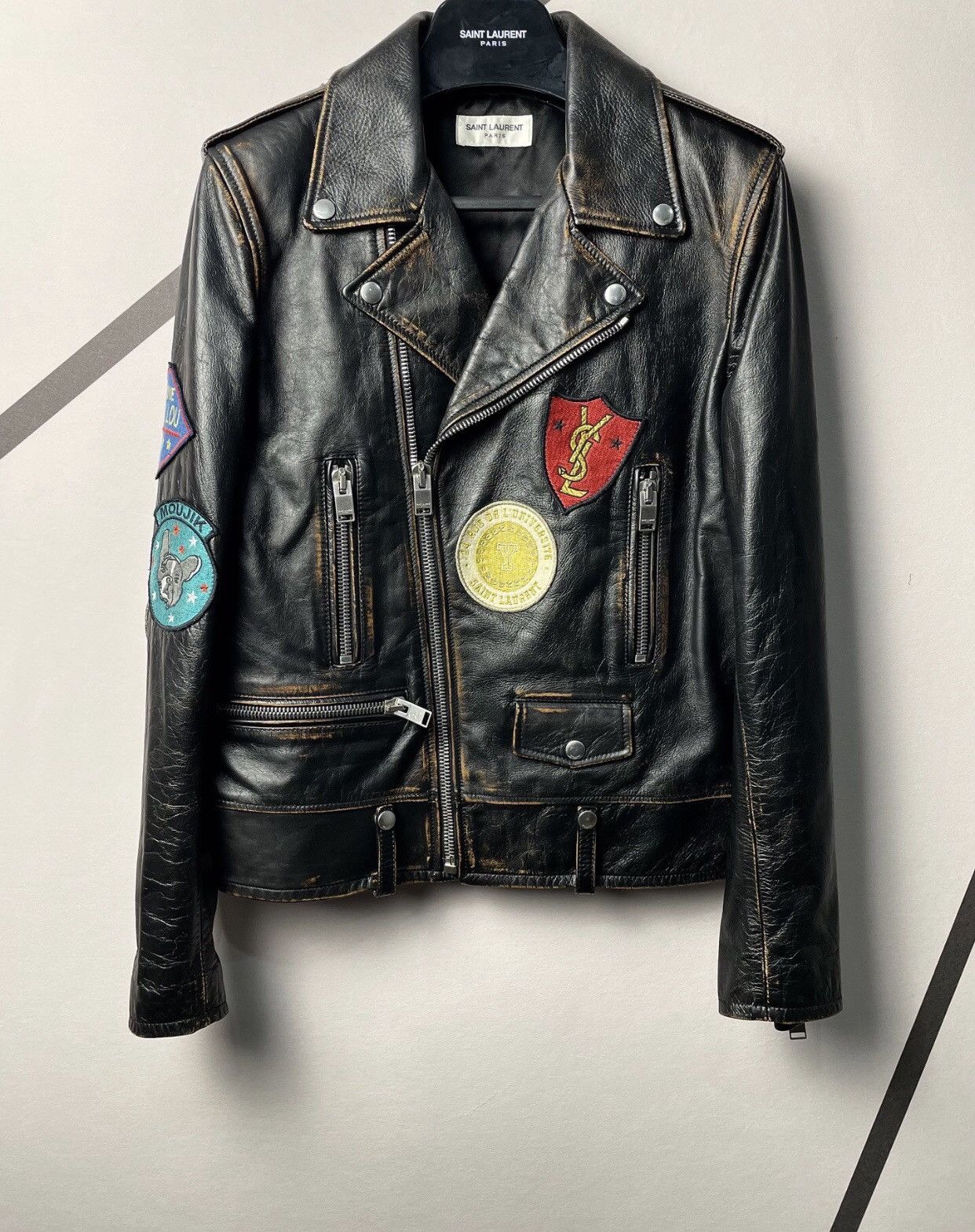 Saint Laurent Paris Saint laurent slp 17 AW old cowhide badge 