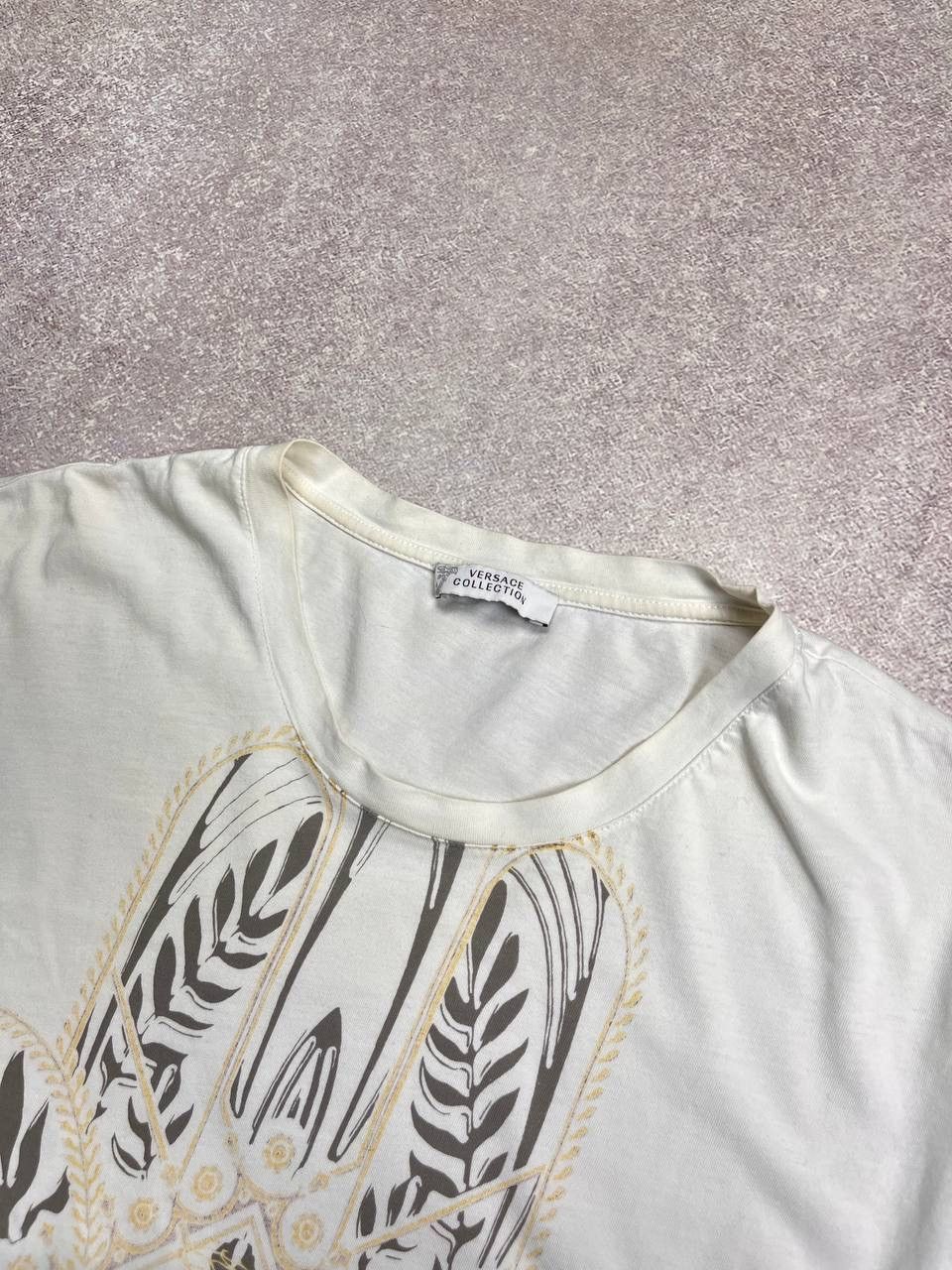 Versace VINTAGE VERSACE ABSTRACT GEOMETRICAL LOGO T-SHIRT XL Size US L / EU 52-54 / 3 - 4 Thumbnail