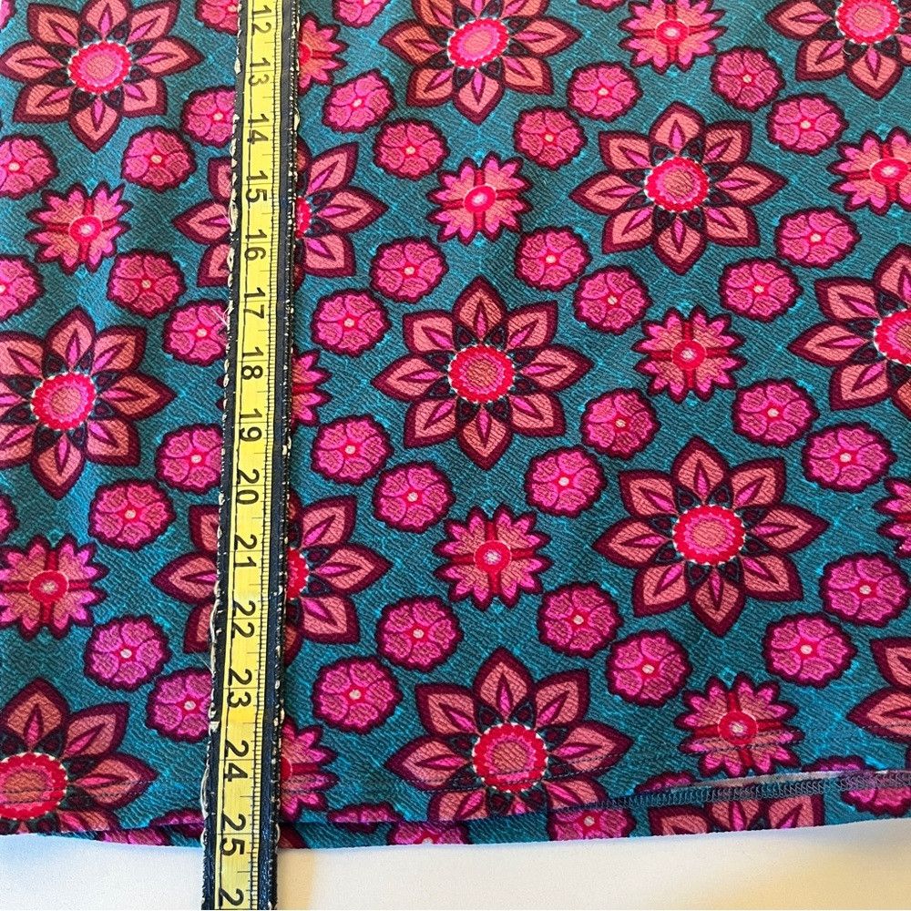 Designer LulaRoe Cassie Style Pencil Elastic Stretch Plus Size 2XL Size 24" / US 00 / IT 34 - 7 Thumbnail