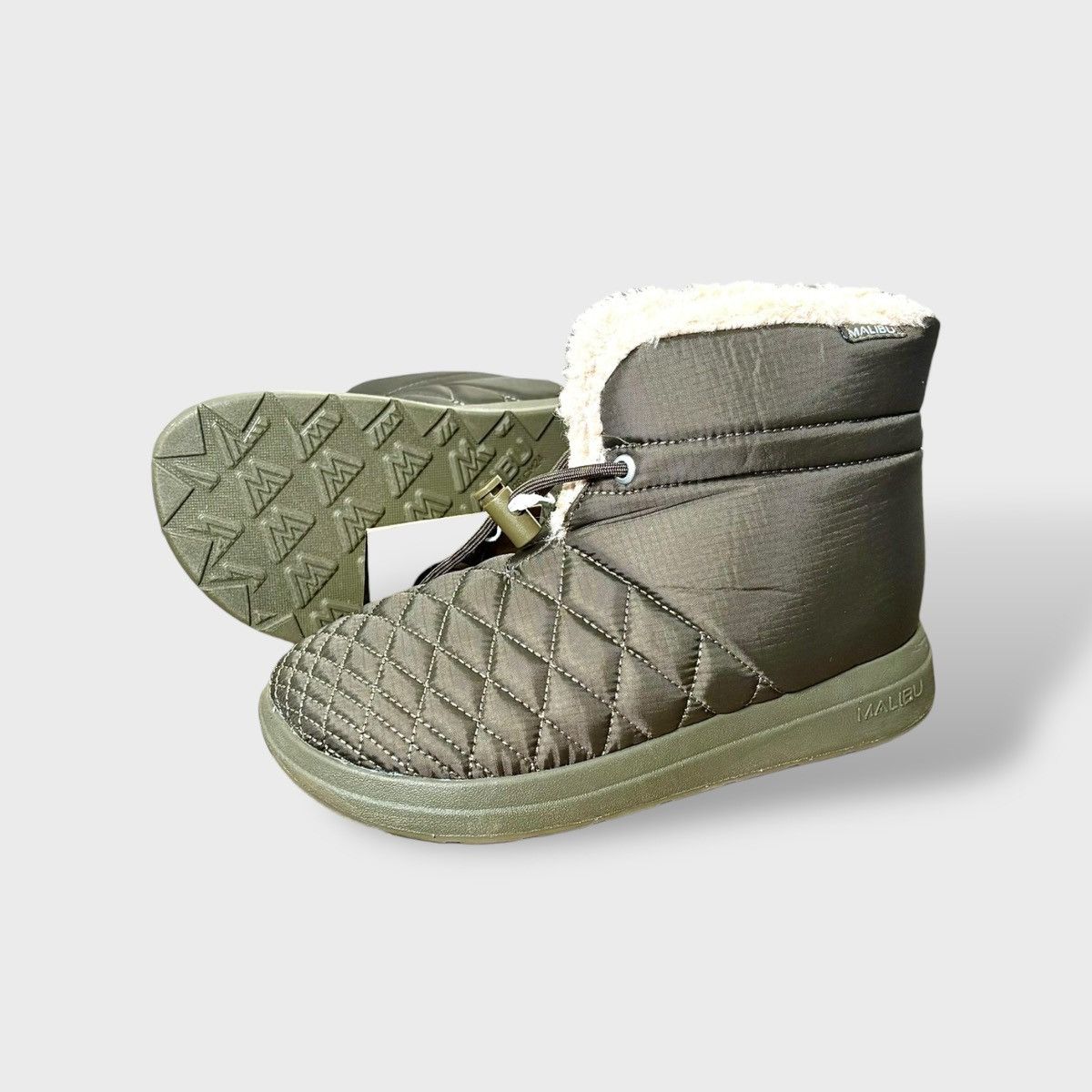 Malibu Sandals Malibu Women’s Little Dume Quilted Faux Fur Olive Boots Sz 6 Size US 6 / IT 36 - 2 Thumbnail