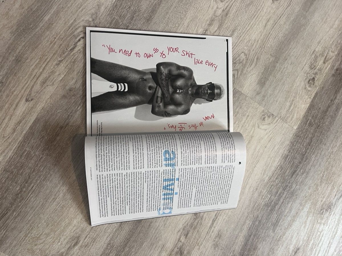 Esquire 2022 Kid Kudi Esquire Magazine Size ONE SIZE - 5 Thumbnail