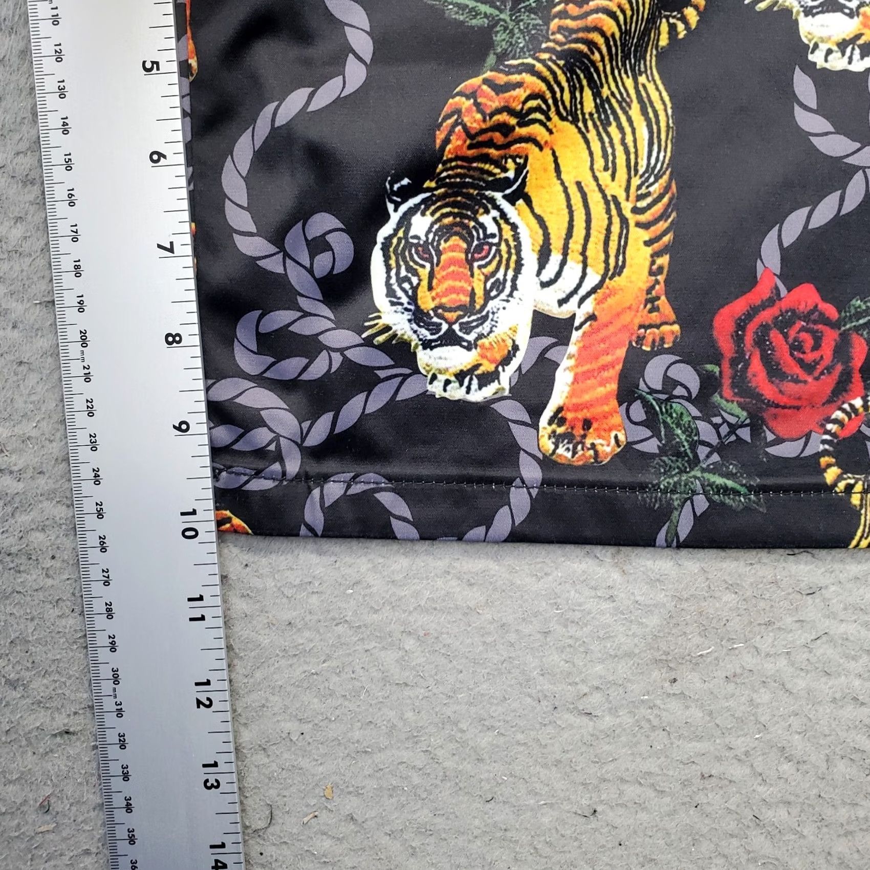 Vintage SSLR Collection Bermuda Shorts Mens 32 Multi Hawaiian Tiger Pocket Shirt Size US 32 / EU 48 - 5 Thumbnail